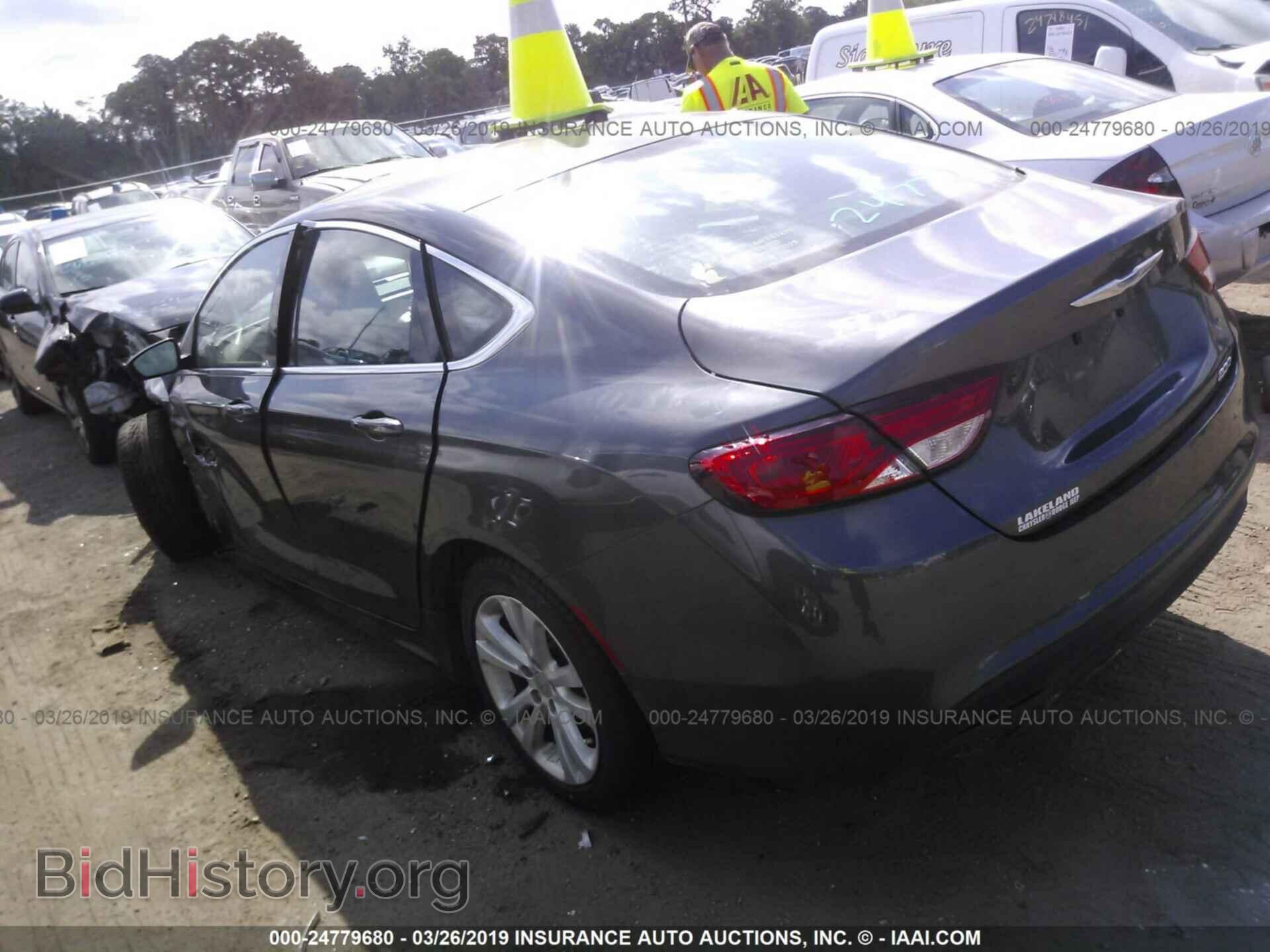 2016 CHRYSLER 200 - VIN: 1C3CCCFB0GN186011 - Photo 3