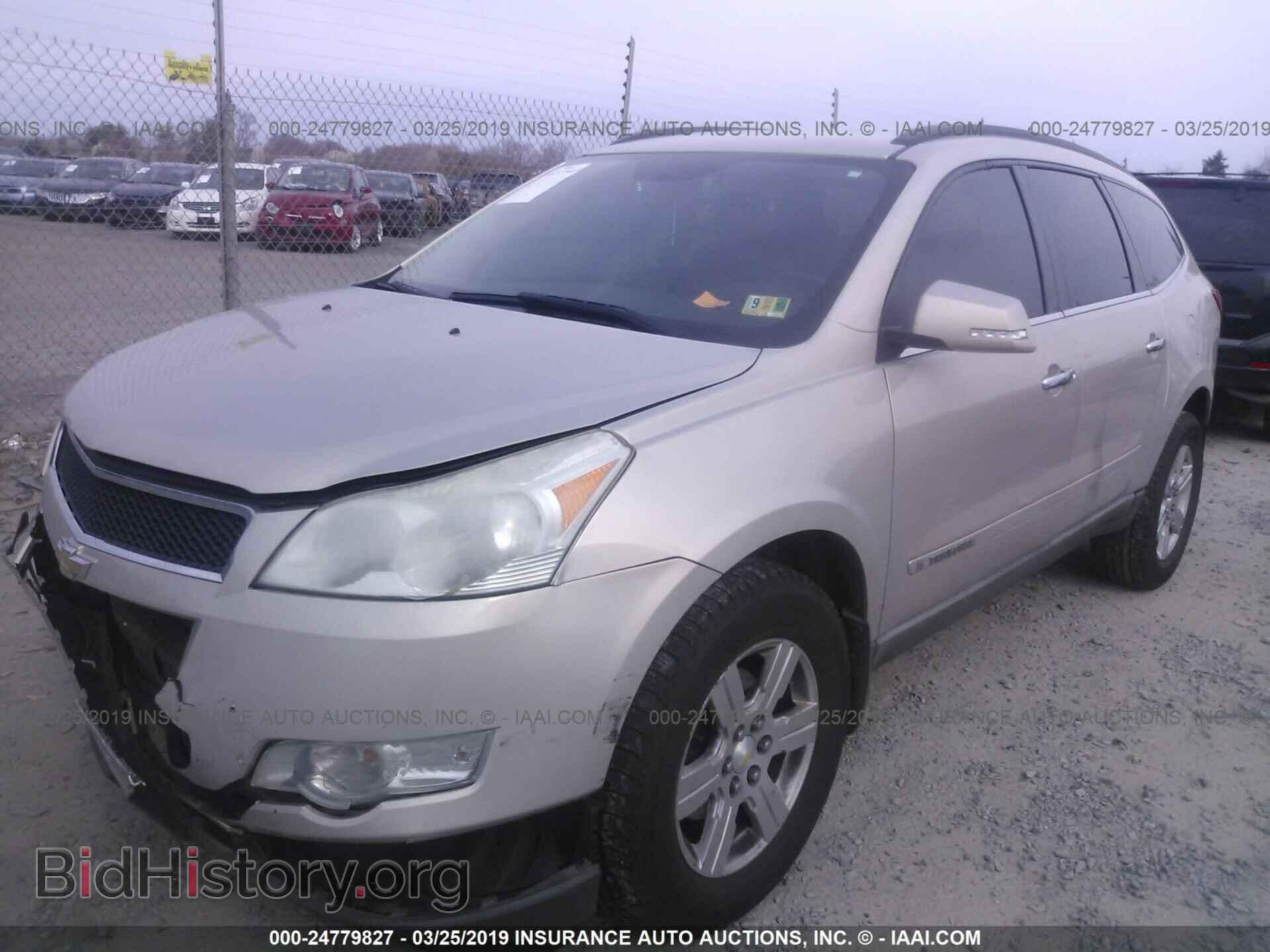 2009 CHEVROLET TRAVERSE - VIN: 1GNEV23D09S172510 - Фото 2