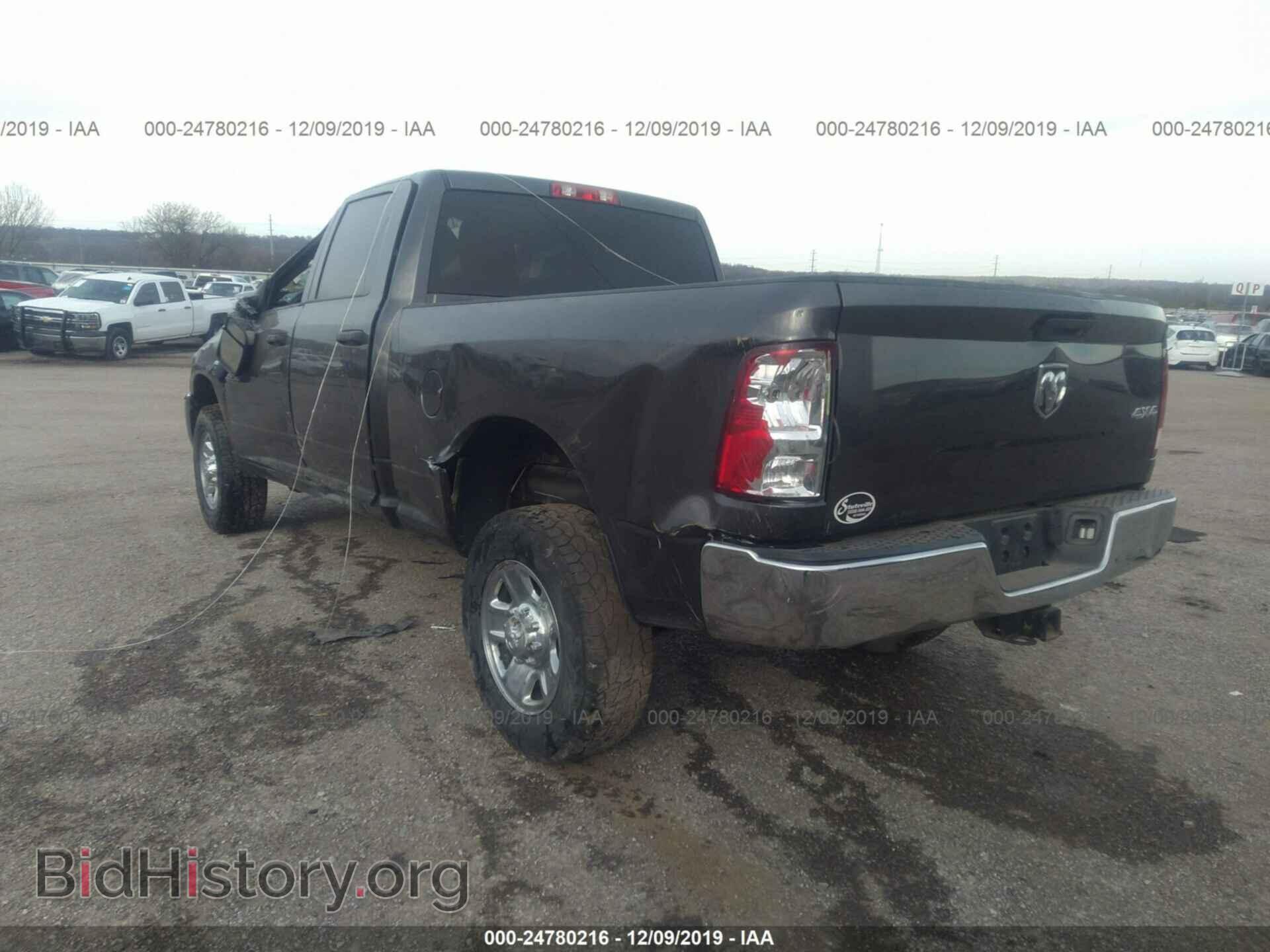 2017 RAM 2500 - VIN: 3C6UR5CL4HG663662 - Photo 3