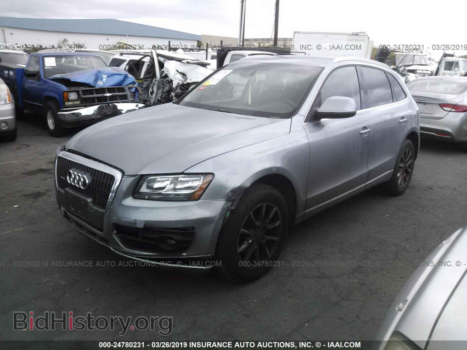 2011 AUDI Q5 - VIN: WA1CFAFP8BA091841 - Фото 2