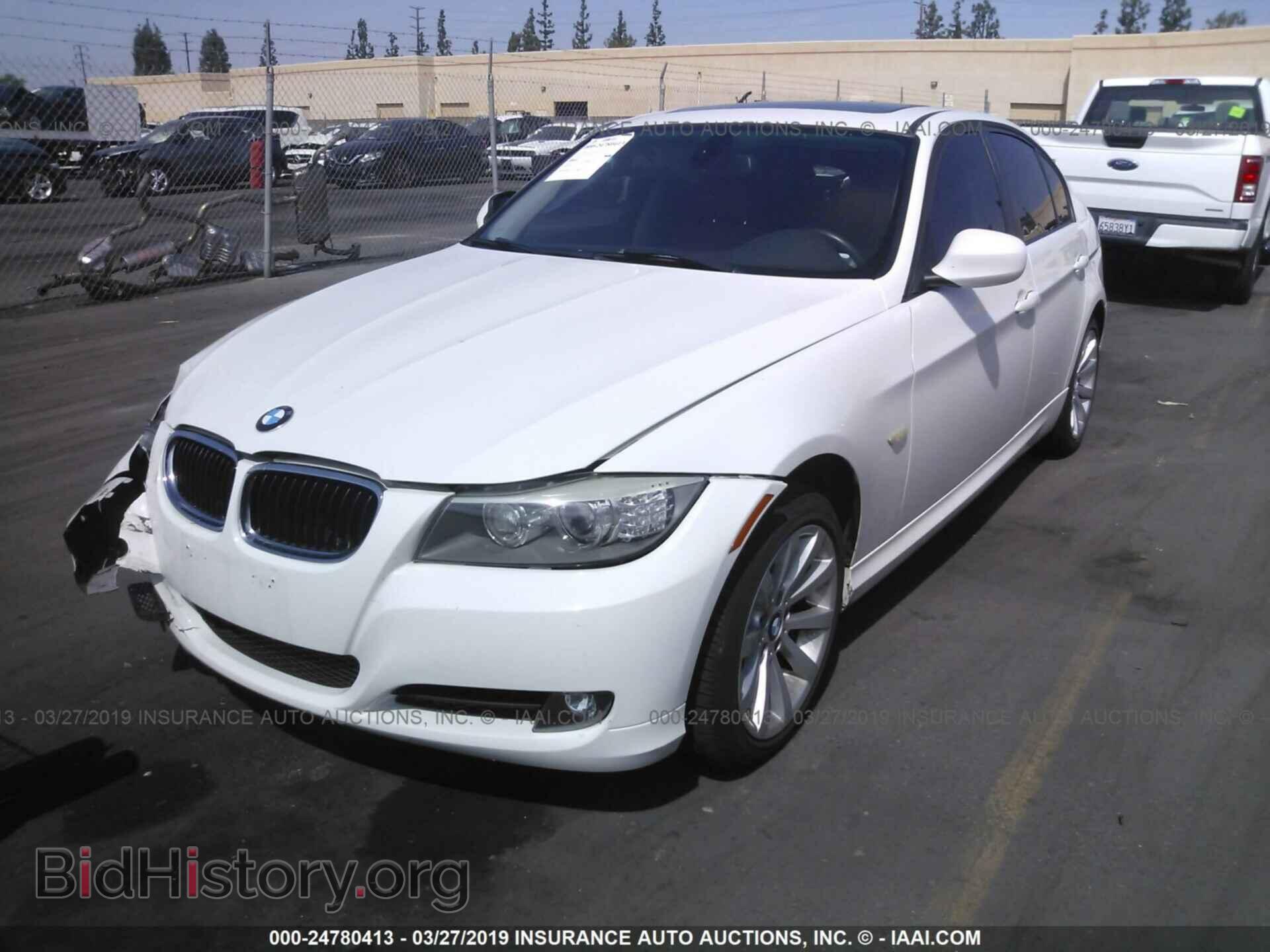 2011 BMW 328 - VIN: WBAPH7C56BE723667 - Фото 2