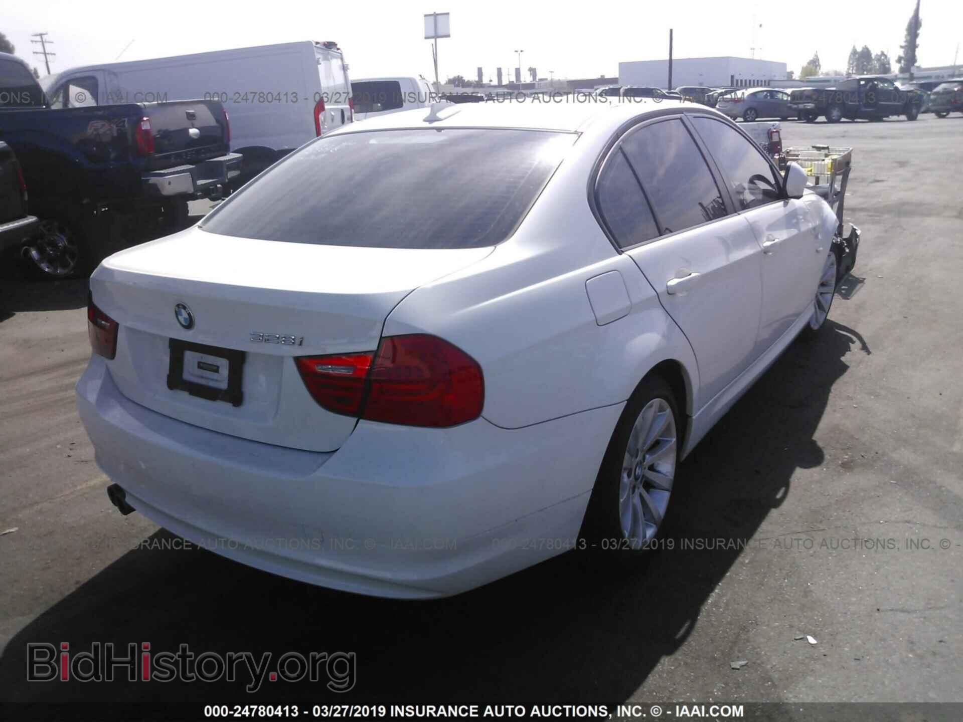 2011 BMW 328 - VIN: WBAPH7C56BE723667 - Фото 4