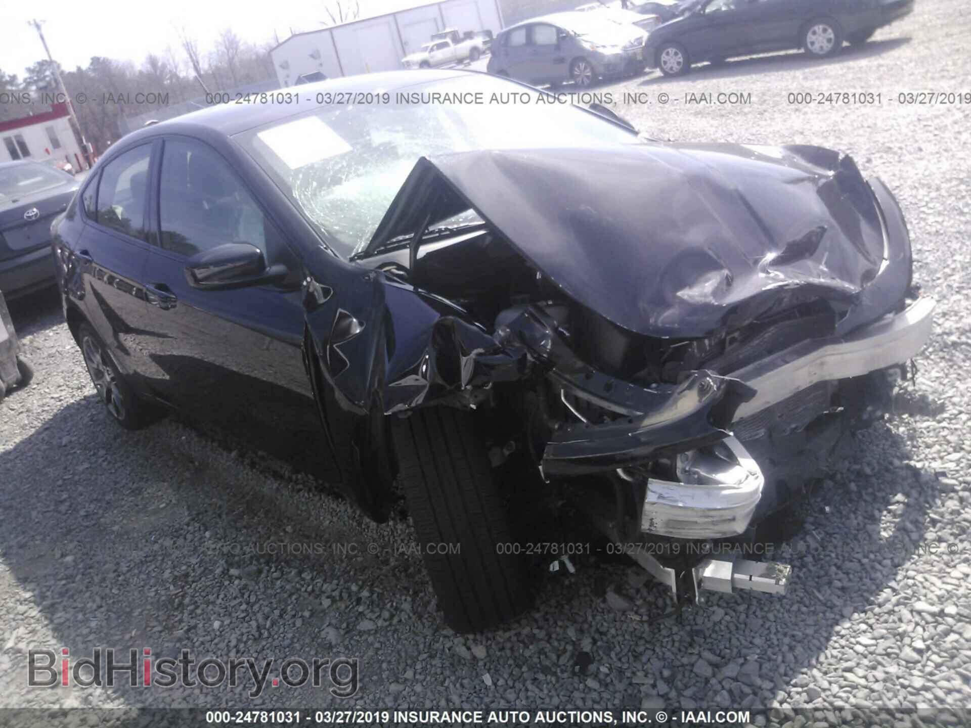 Photo 1C3CDFBA4DD343424 - DODGE DART 2013