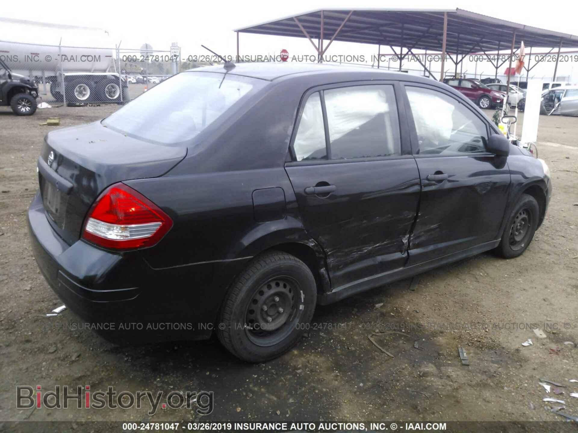 2009 NISSAN VERSA - VIN: 3N1CC11E19L441255 - Фото 4