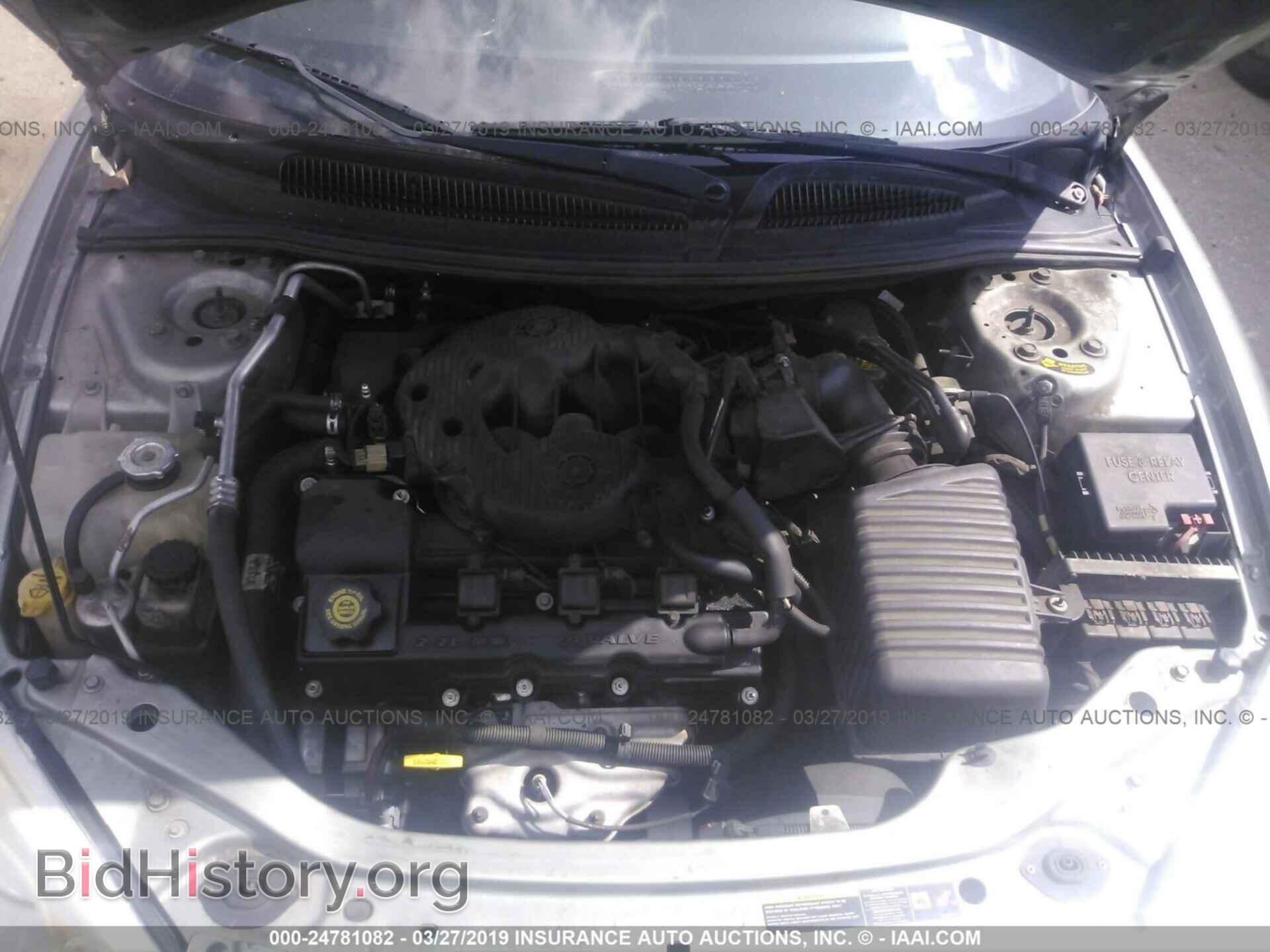 2004 CHRYSLER SEBRING - VIN: 1C3EL55R34N268166 - Photo 10