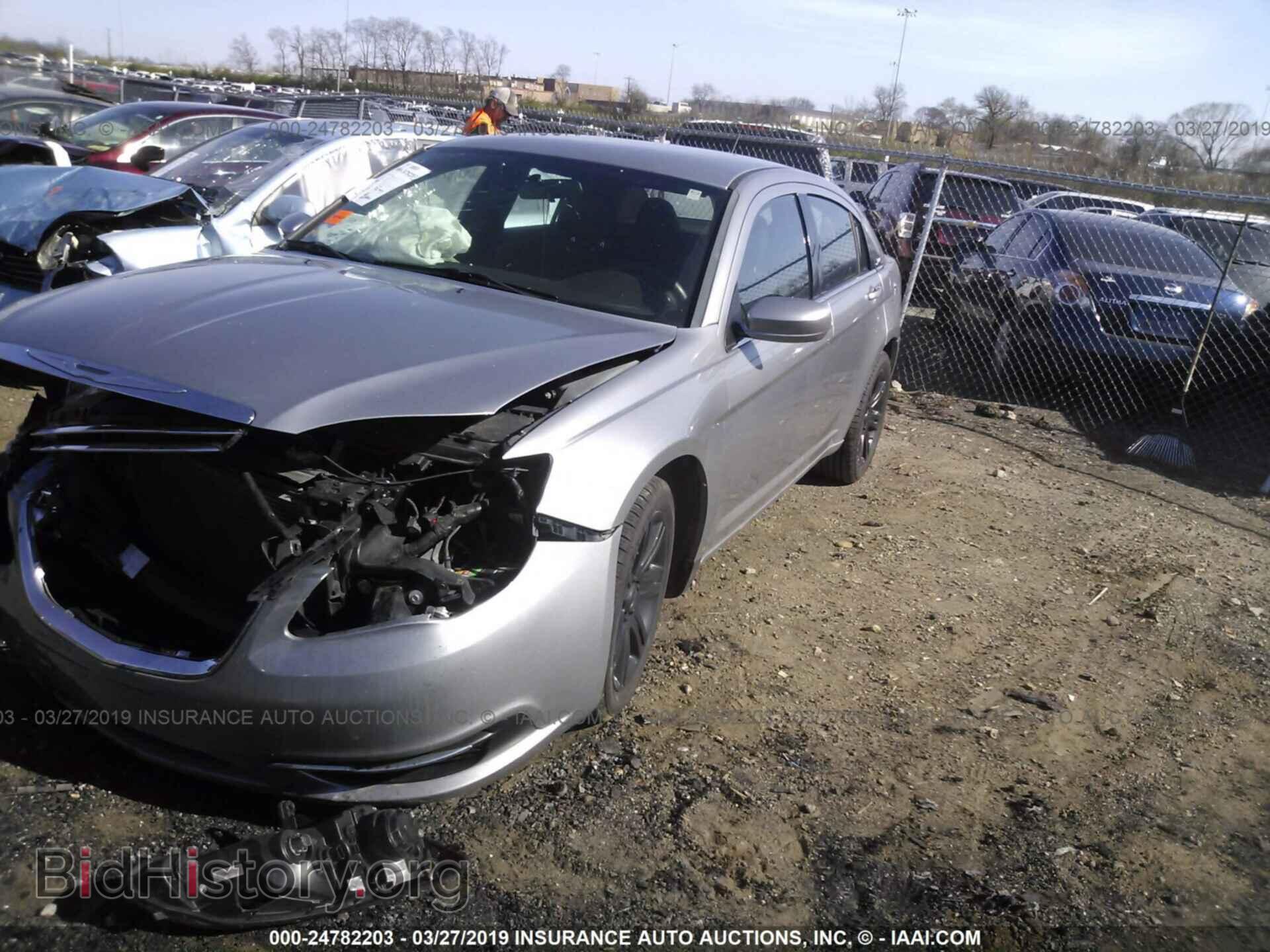2013 CHRYSLER 200 - VIN: 1C3CCBBB9DN734311 - Photo 2