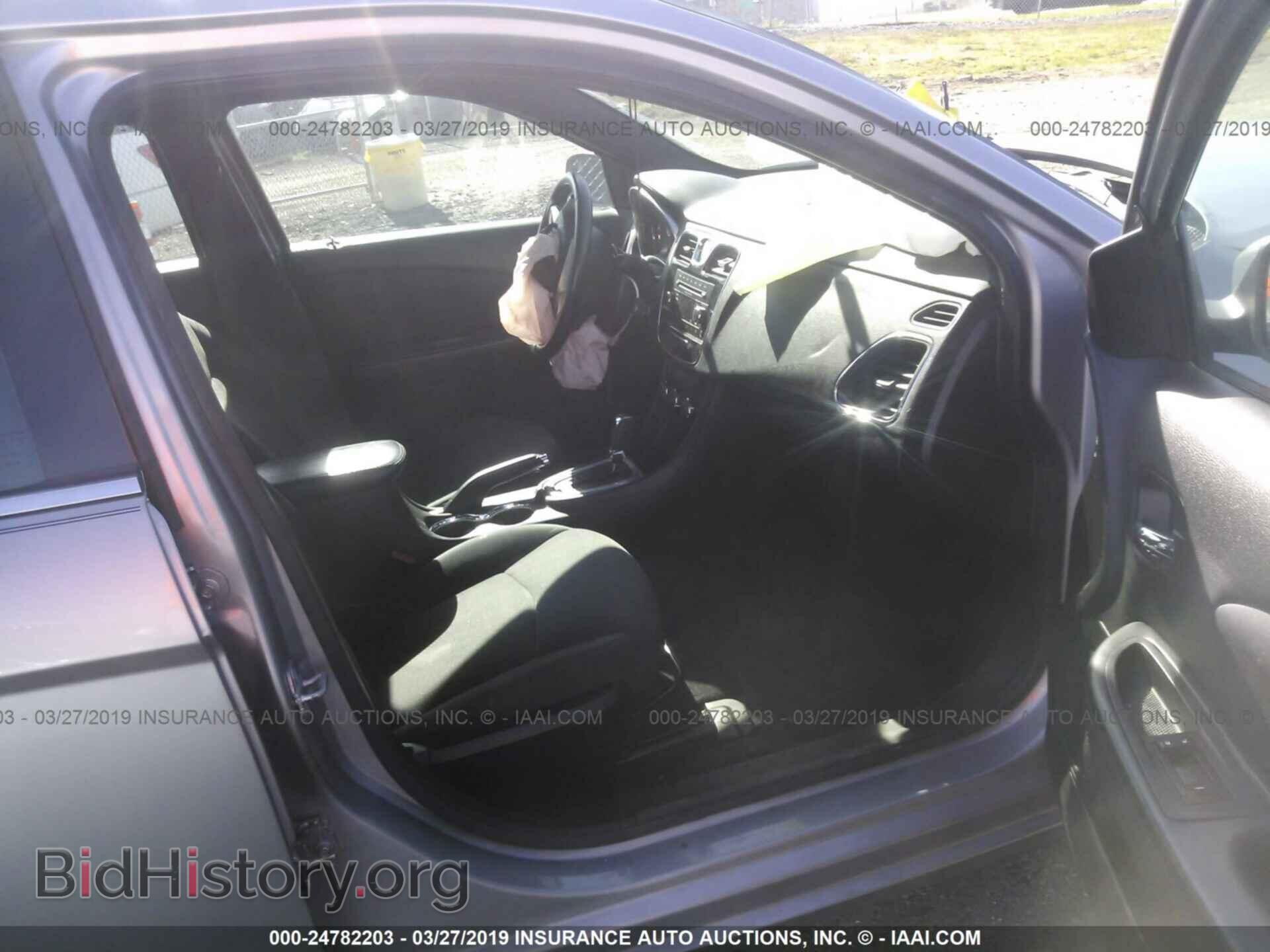 2013 CHRYSLER 200 - VIN: 1C3CCBBB9DN734311 - Photo 5