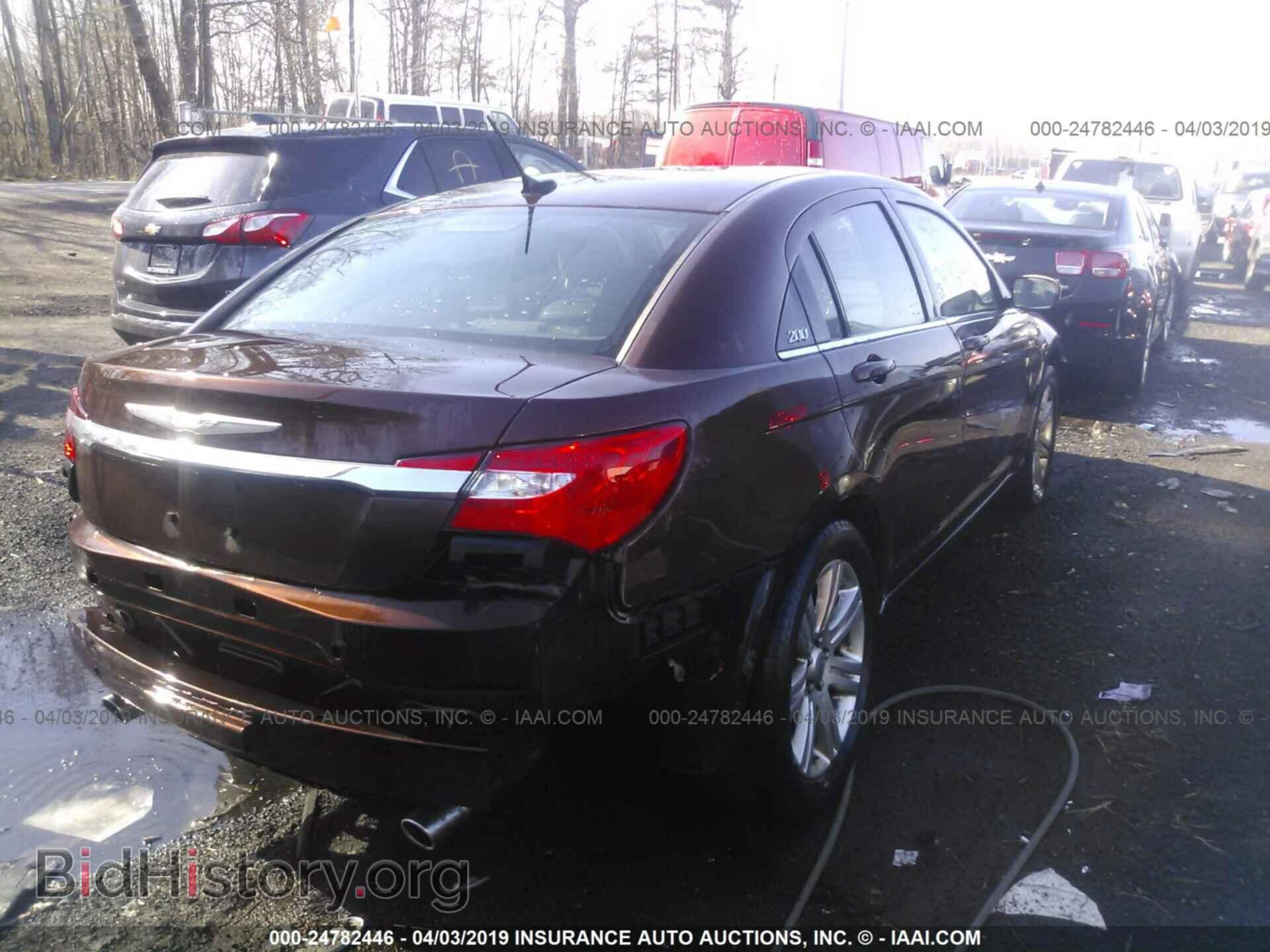 2012 CHRYSLER 200 - VIN: 1C3CCBBG5CN184700 - Фото 4