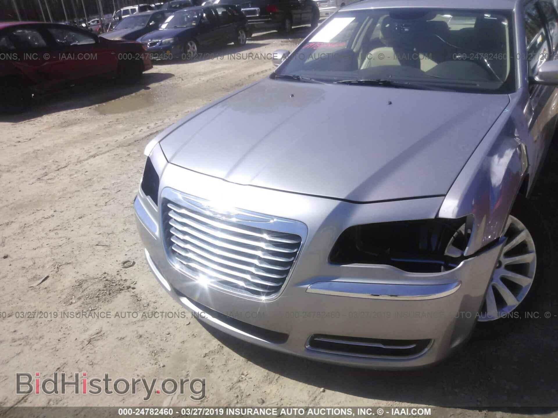 2013 CHRYSLER 300 - VIN: 2C3CCAAG7DH647426 - Фото 6