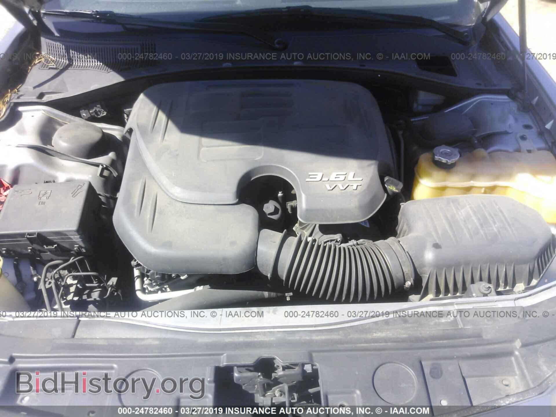 2013 CHRYSLER 300 - VIN: 2C3CCAAG7DH647426 - Фото 10