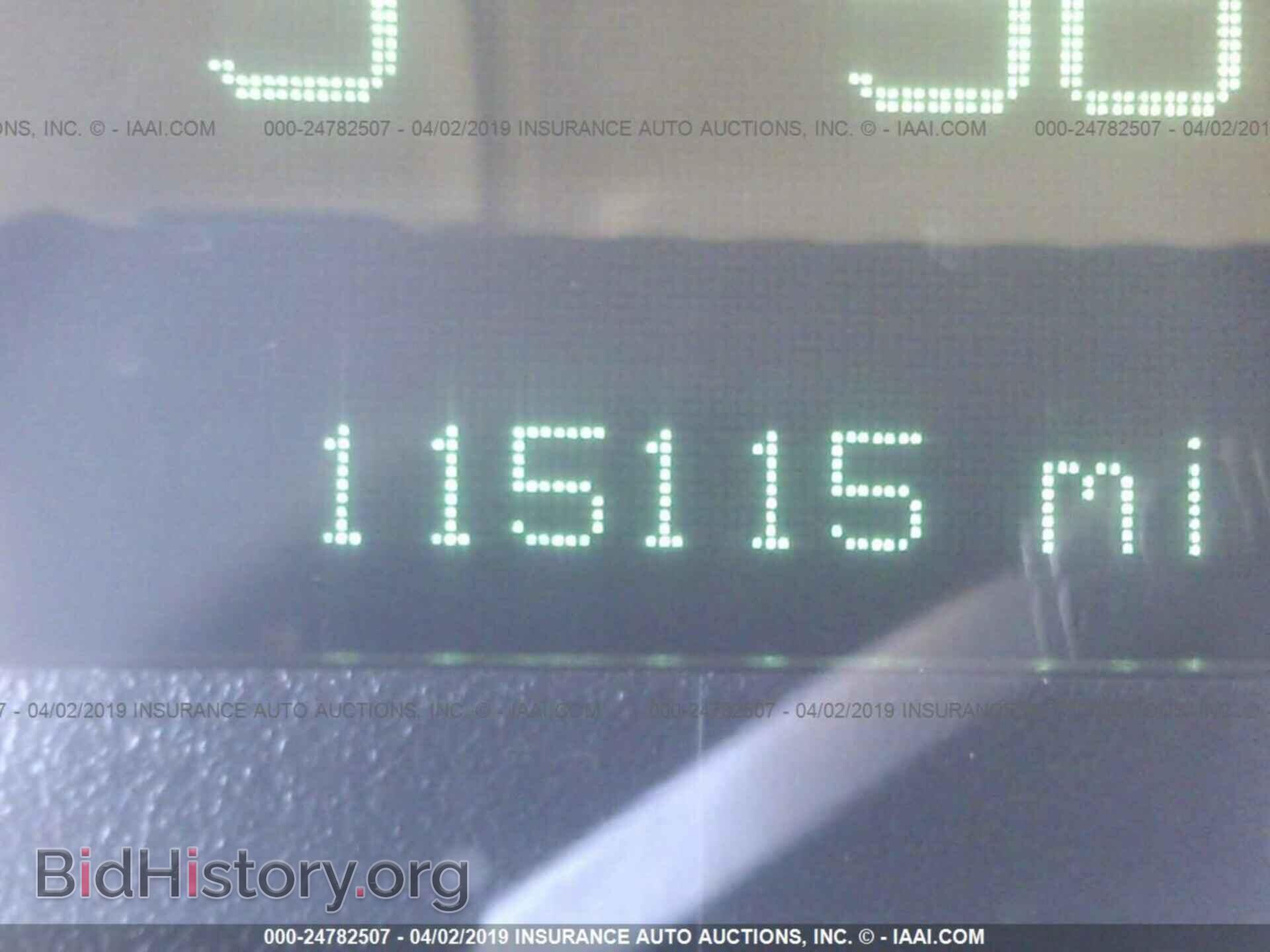 2008 CHRYSLER 300C - VIN: 2C3KA63H68H140592 - Фото 7
