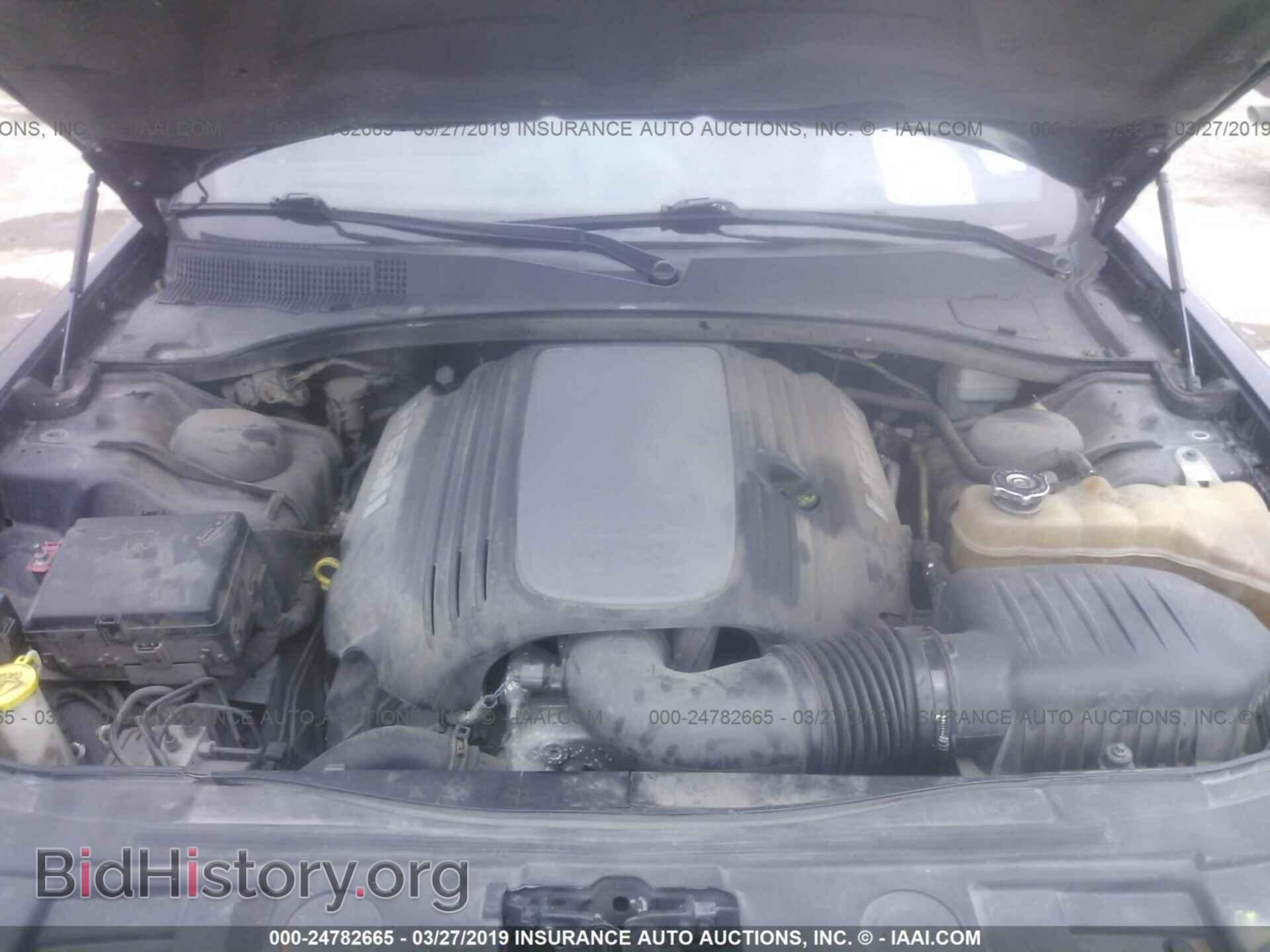 2011 CHRYSLER 300C - VIN: 2C3CA6CT2BH596010 - Фото 10