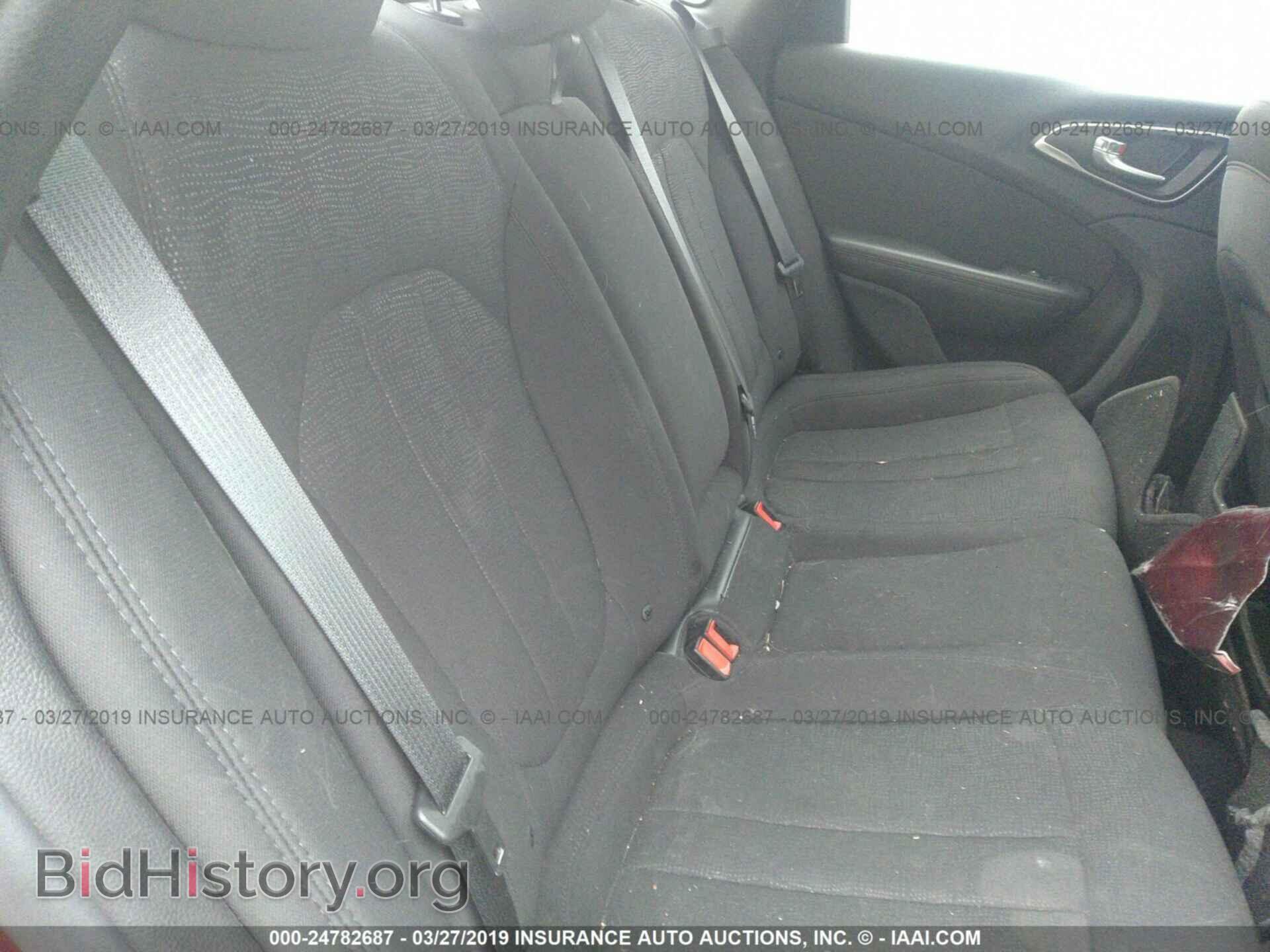 2016 CHRYSLER 200 - VIN: 1C3CCCAB9GN109015 - Photo 8