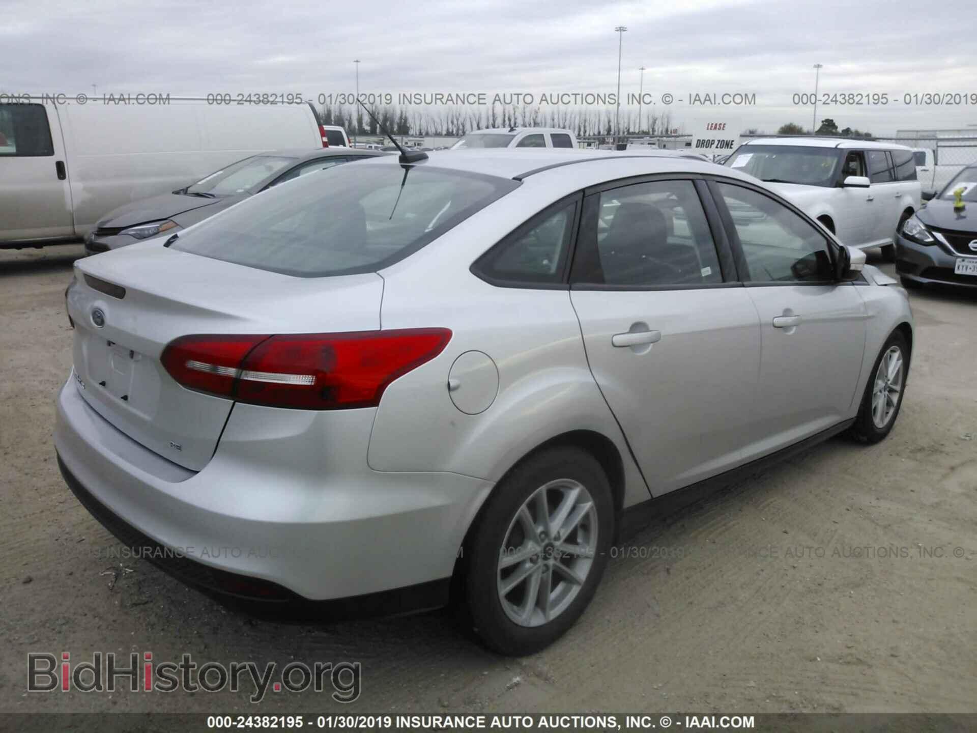 2017 FORD FOCUS - VIN: 1FADP3F2XHL278458 - Photo 4