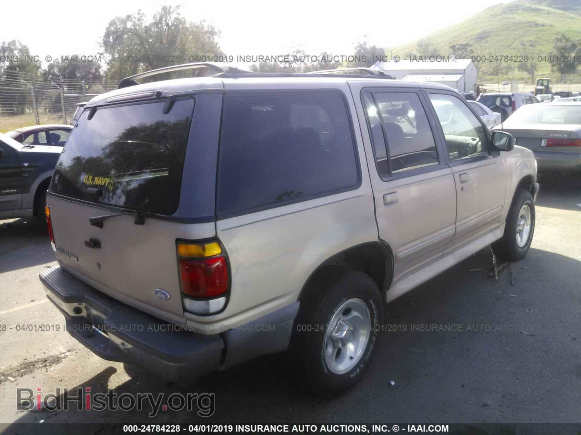 1997 Ford Explorer - VIN: 1FMDU32E5VZB68621 - Photo 4
