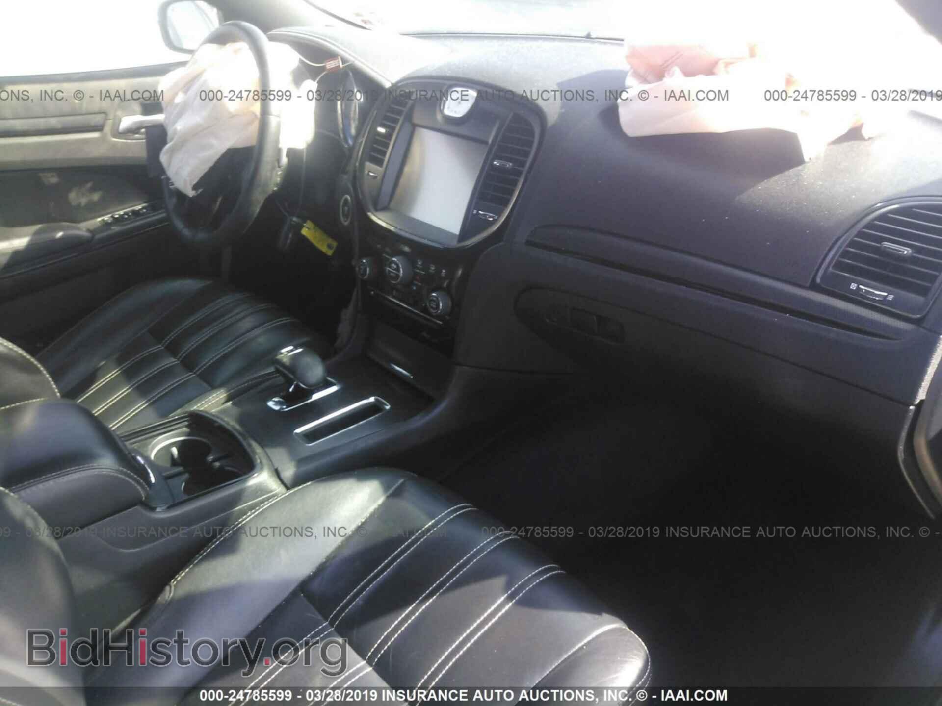 2014 CHRYSLER 300 - VIN: 2C3CCABG7EH103282 - Фото 5
