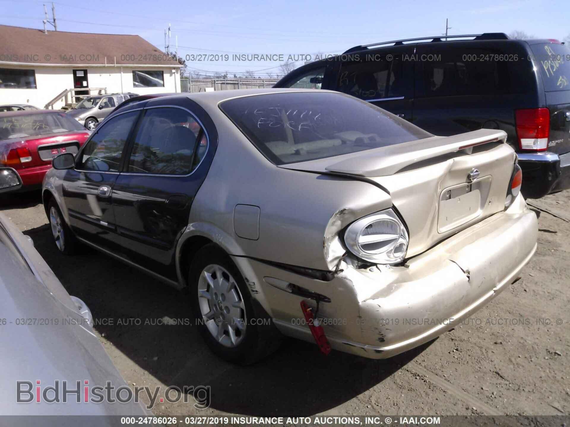 2000 NISSAN MAXIMA - VIN: JN1CA31D0YT557923 - Фото 3