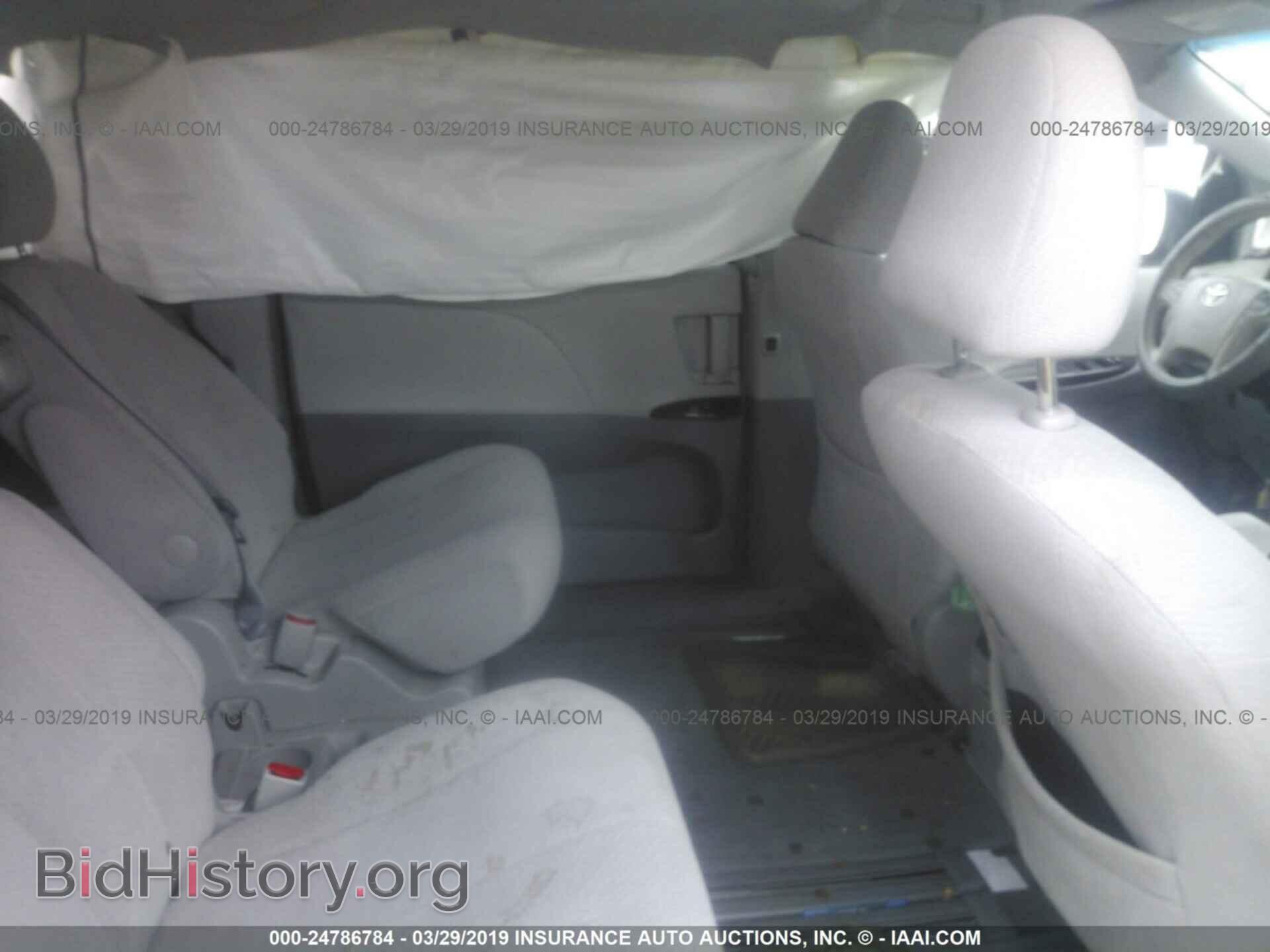 2012 TOYOTA SIENNA - VIN: 5TDKK3DC2CS229385 - Фото 8