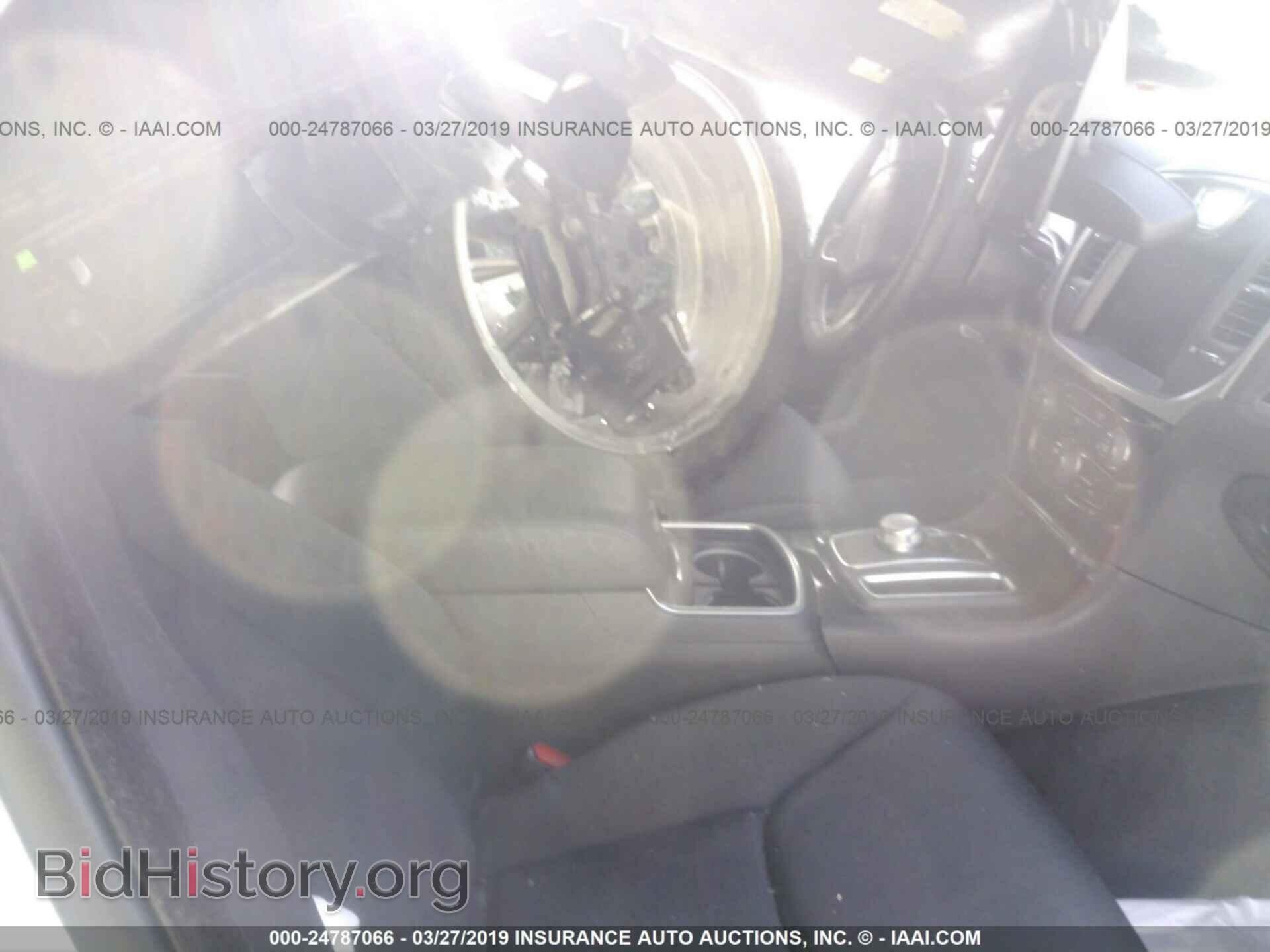 2019 CHRYSLER 300 - VIN: 2C3CCAAG9KH500876 - Фото 5