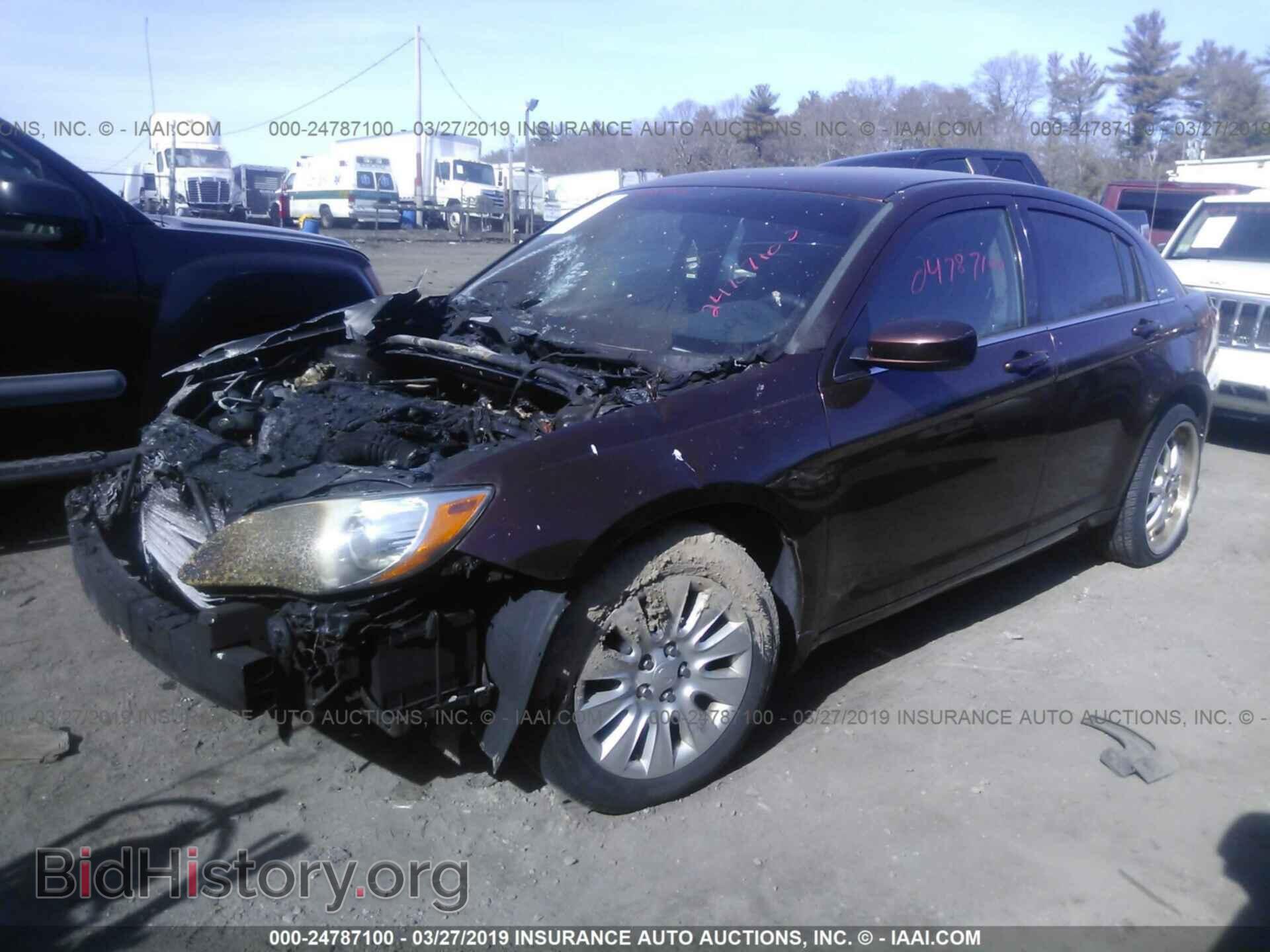 2012 CHRYSLER 200 - VIN: 1C3CCBAB1CN282578 - Photo 2
