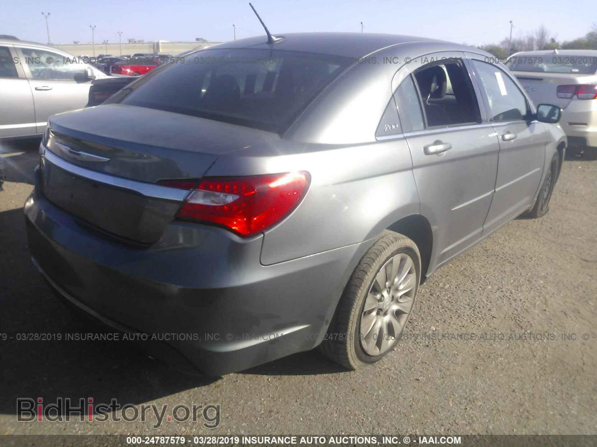 2012 CHRYSLER 200 - VIN: 1C3CCBAB8CN317732 - Фото 4