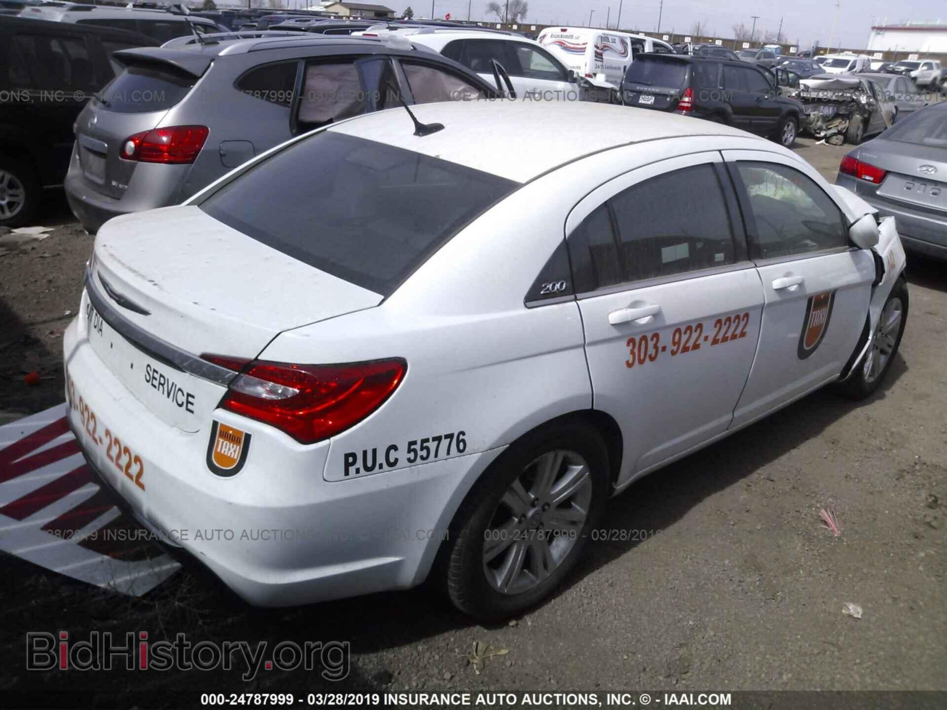 2013 CHRYSLER 200 - VIN: 1C3CCBAB2DN705282 - Фото 4
