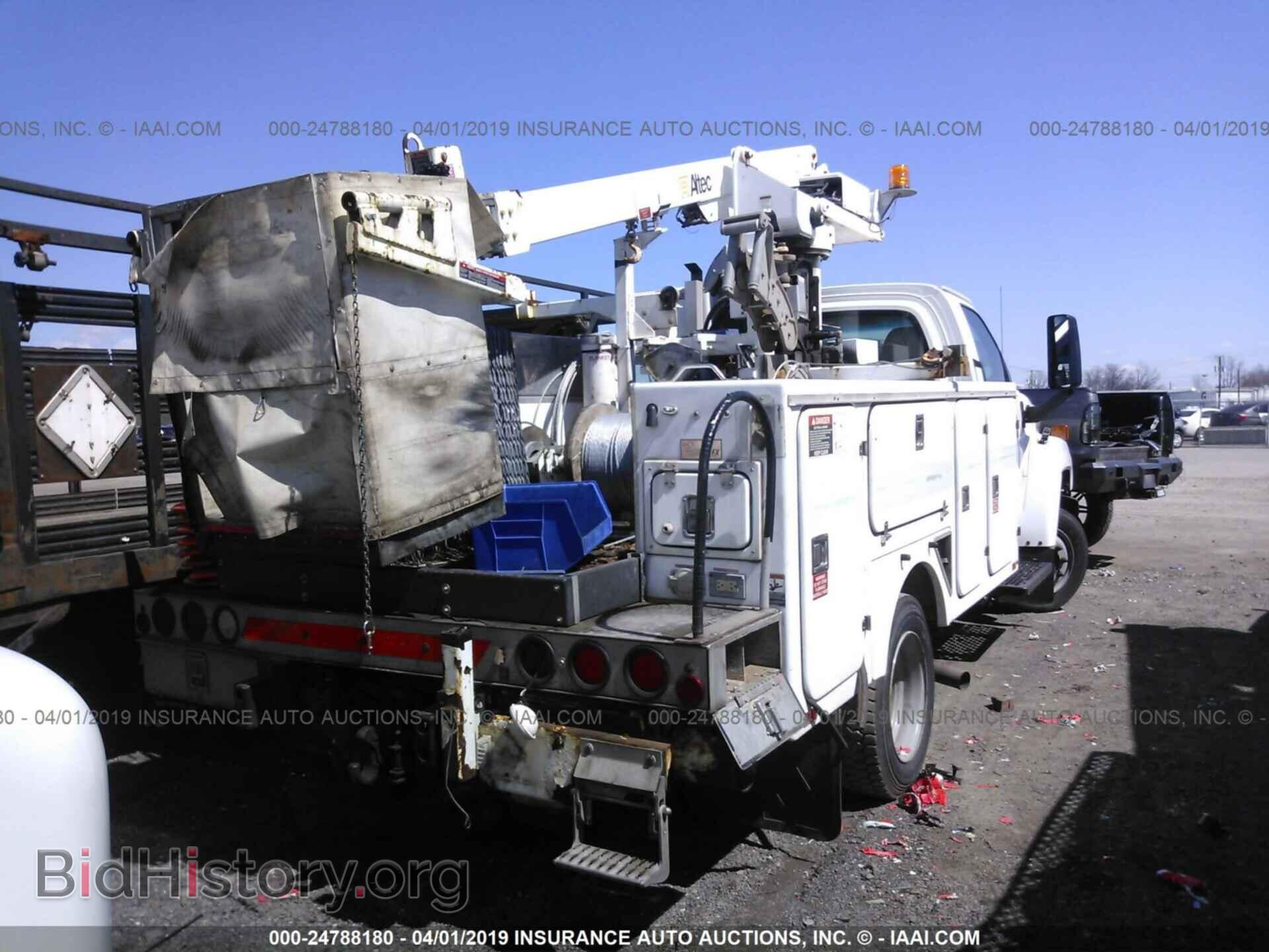 2007 GMC C5500 - VIN: 1GDE5C1G87F425375 - Фото 8