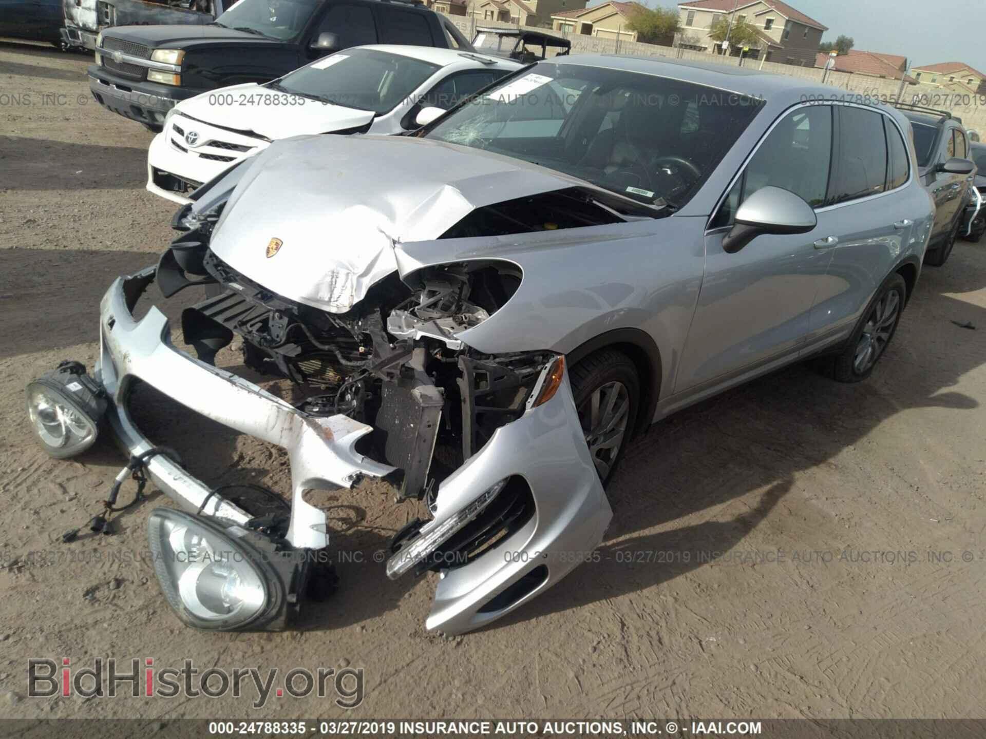 2011 PORSCHE CAYENNE - VIN: WP1AC2A26BLA81545 - Фото 2