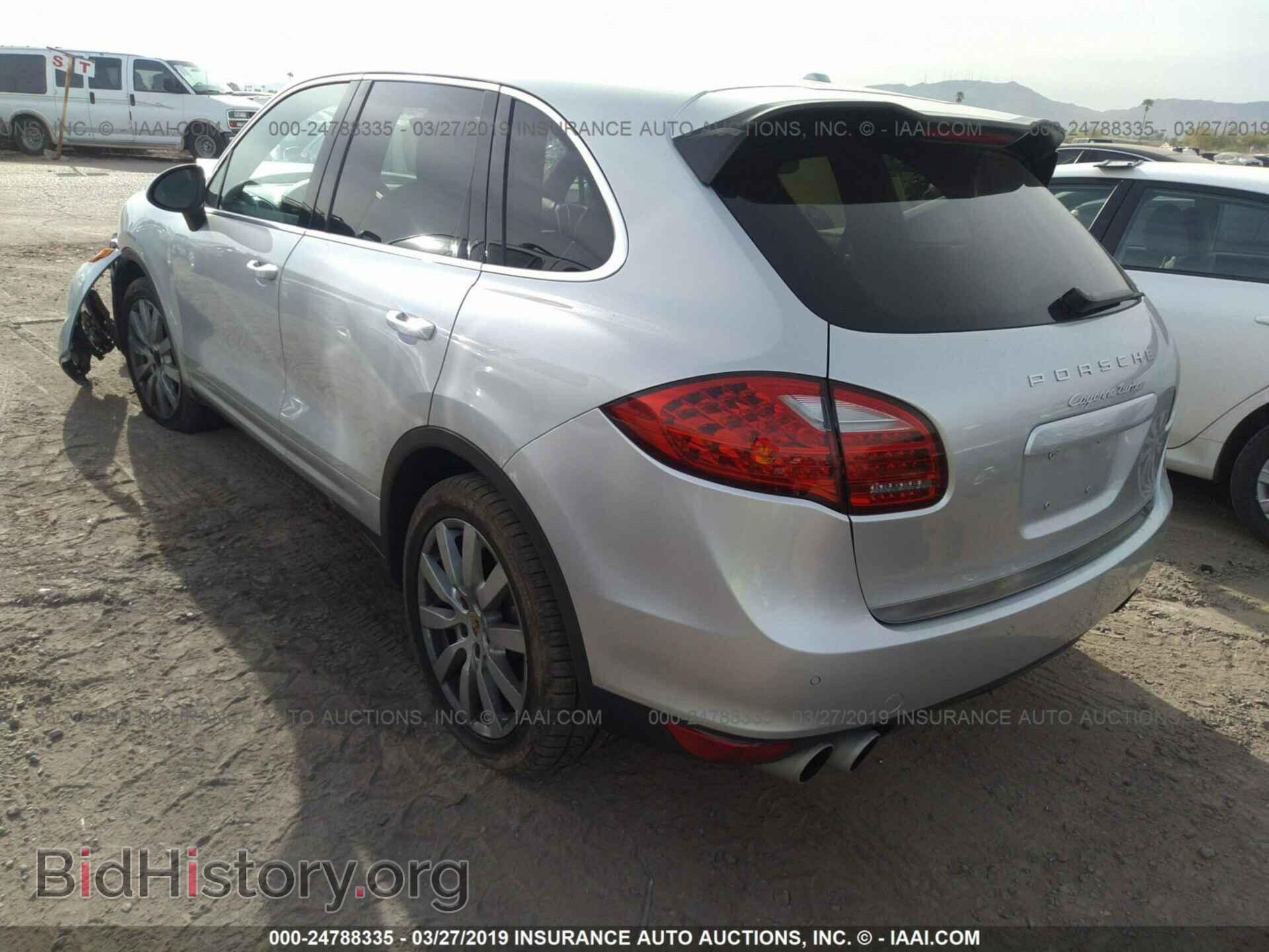 2011 PORSCHE CAYENNE - VIN: WP1AC2A26BLA81545 - Фото 3