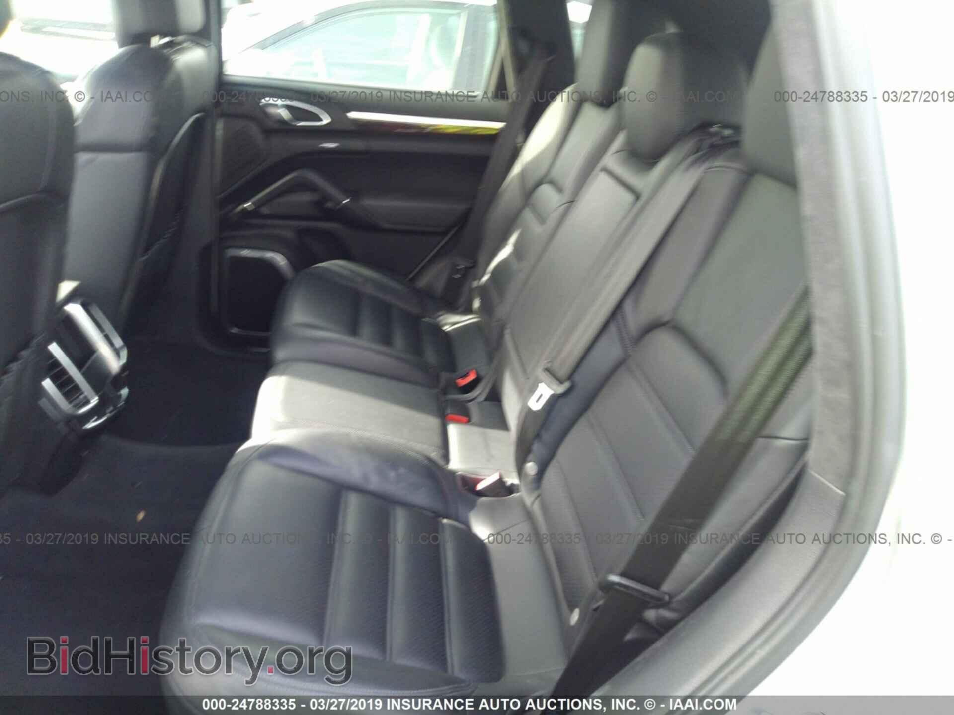 2011 PORSCHE CAYENNE - VIN: WP1AC2A26BLA81545 - Фото 8