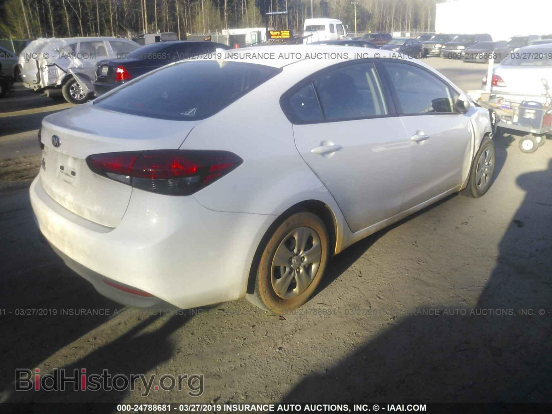 2017 KIA FORTE - VIN: 3KPFK4A79HE134922 - Фото 4