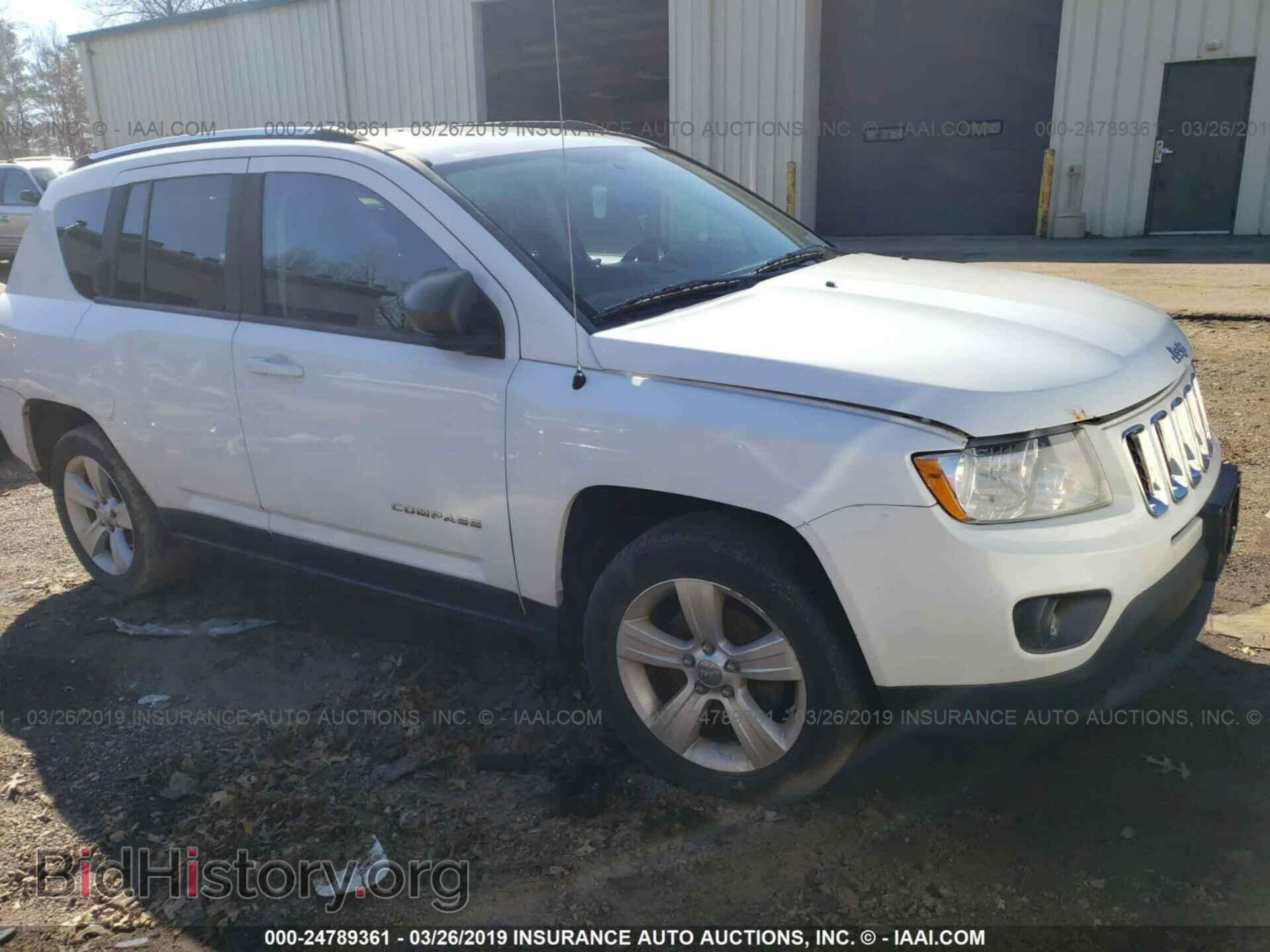 Фотография 1J4NF1FB1BD210826 - JEEP COMPASS 2011