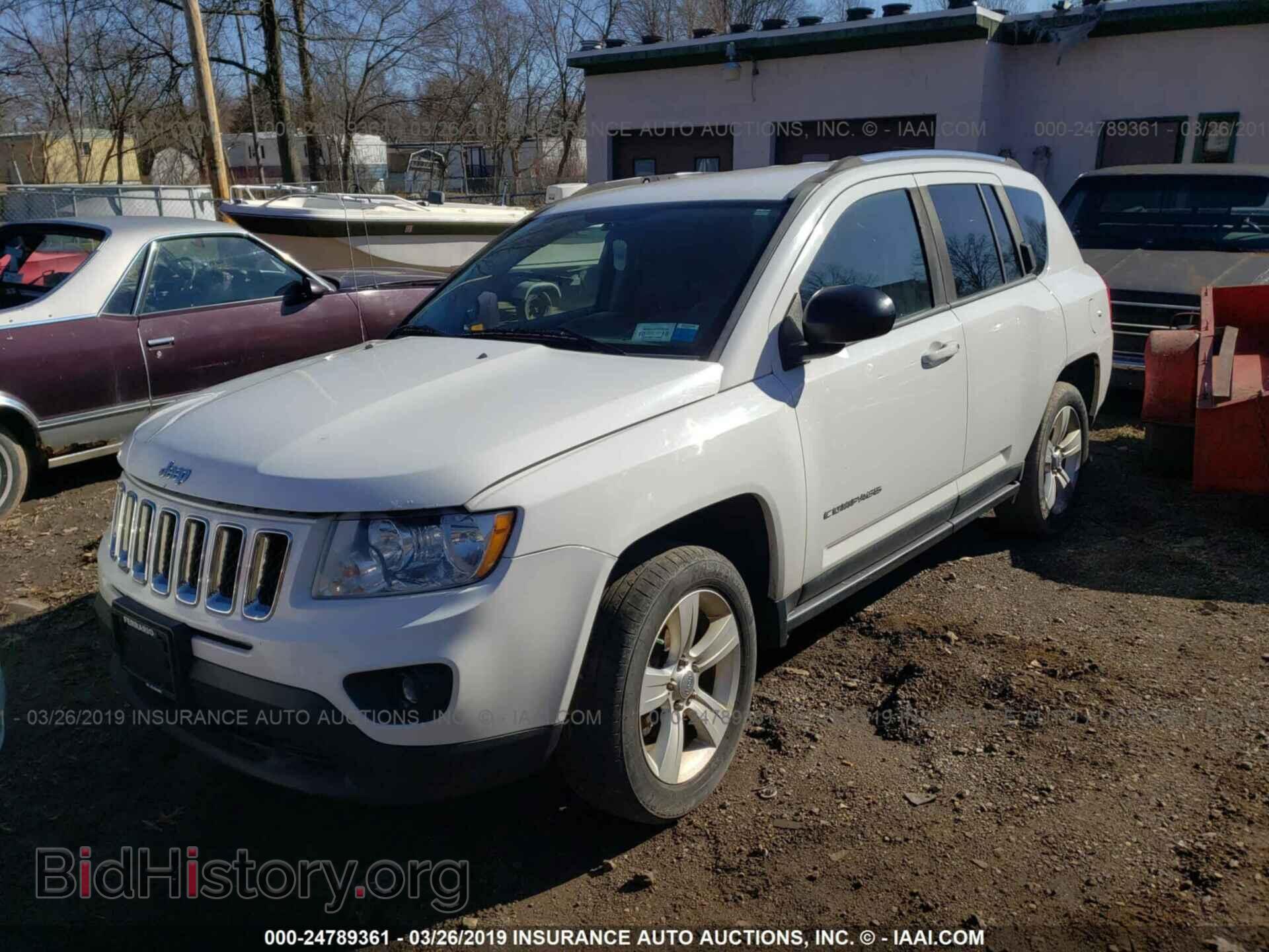 2011 JEEP COMPASS - VIN: 1J4NF1FB1BD210826 - Фото 2