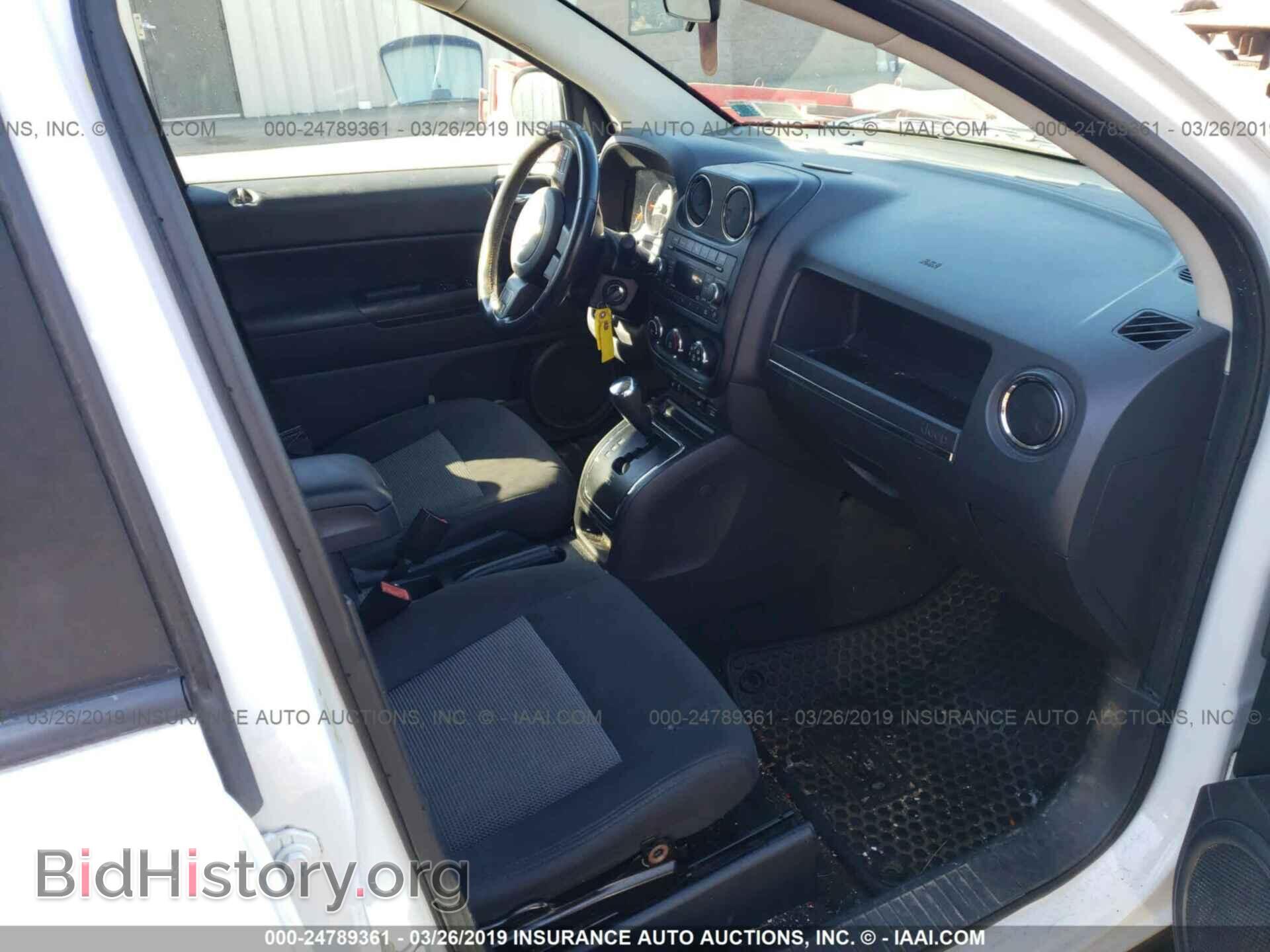 2011 JEEP COMPASS - VIN: 1J4NF1FB1BD210826 - Фото 5