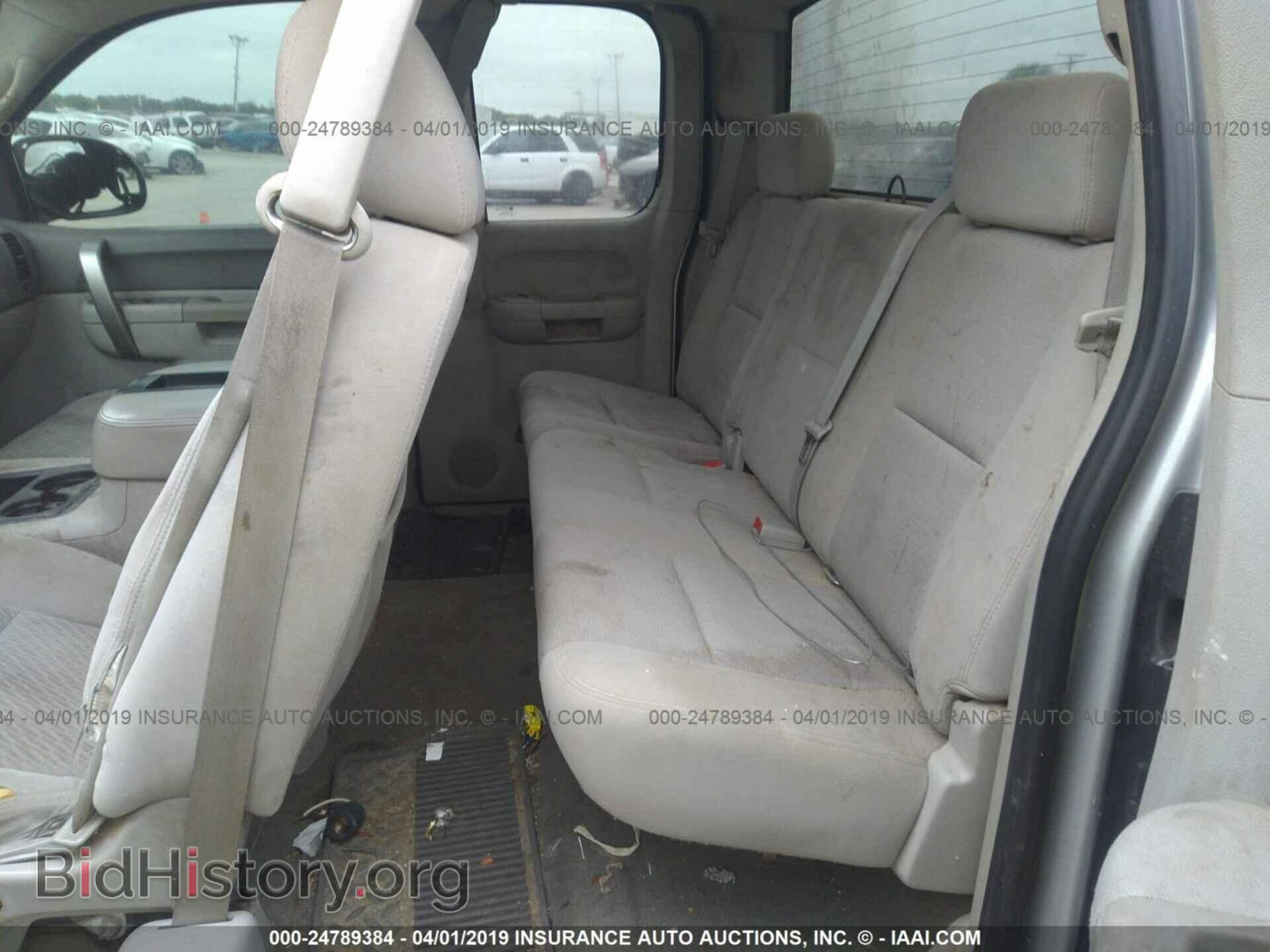 2011 GMC SIERRA - VIN: 1GTR2VE31BZ363827 - Фото 8
