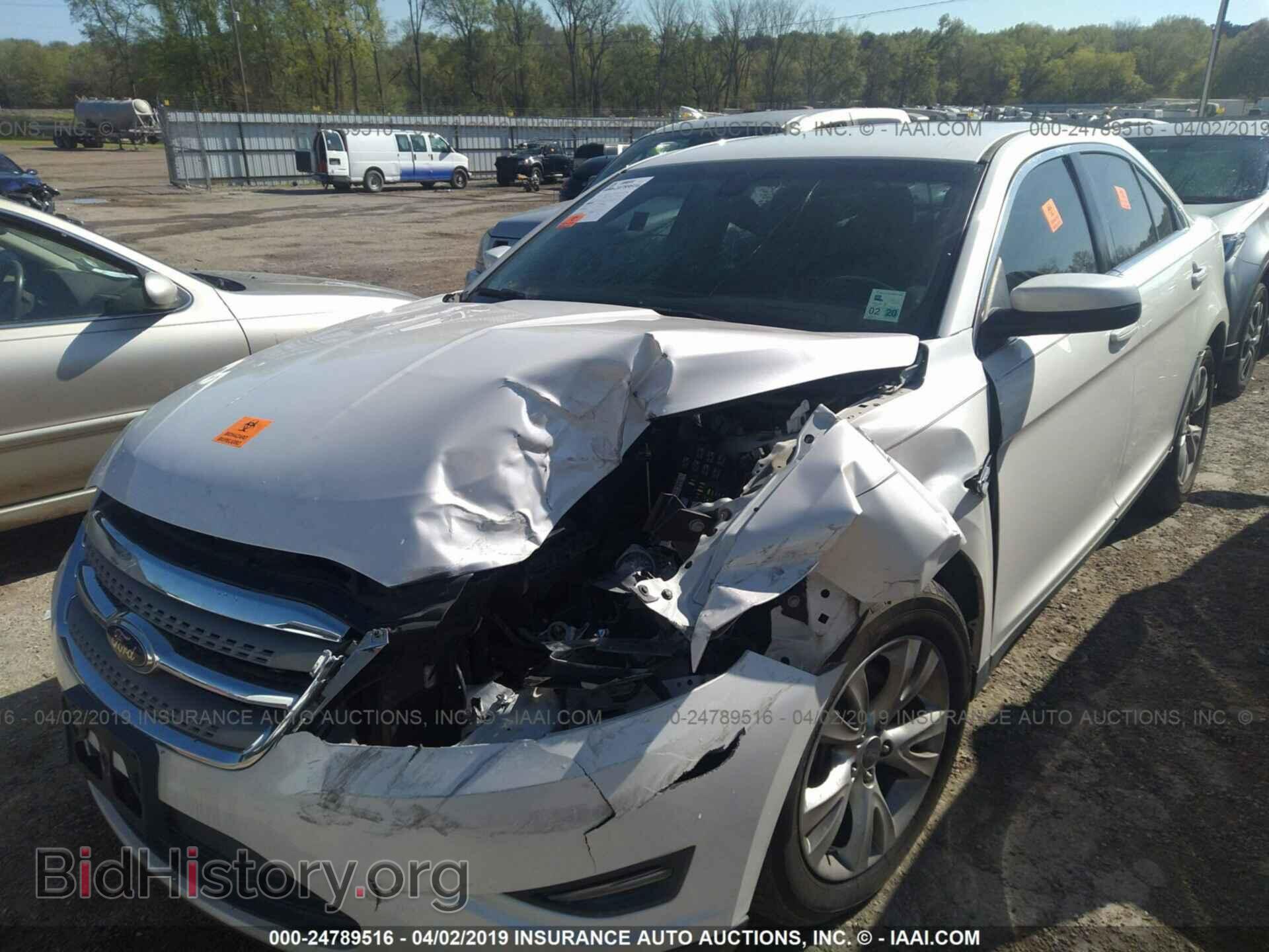 2011 FORD TAURUS - VIN: 1FAHP2EW2BG177592 - Фото 2