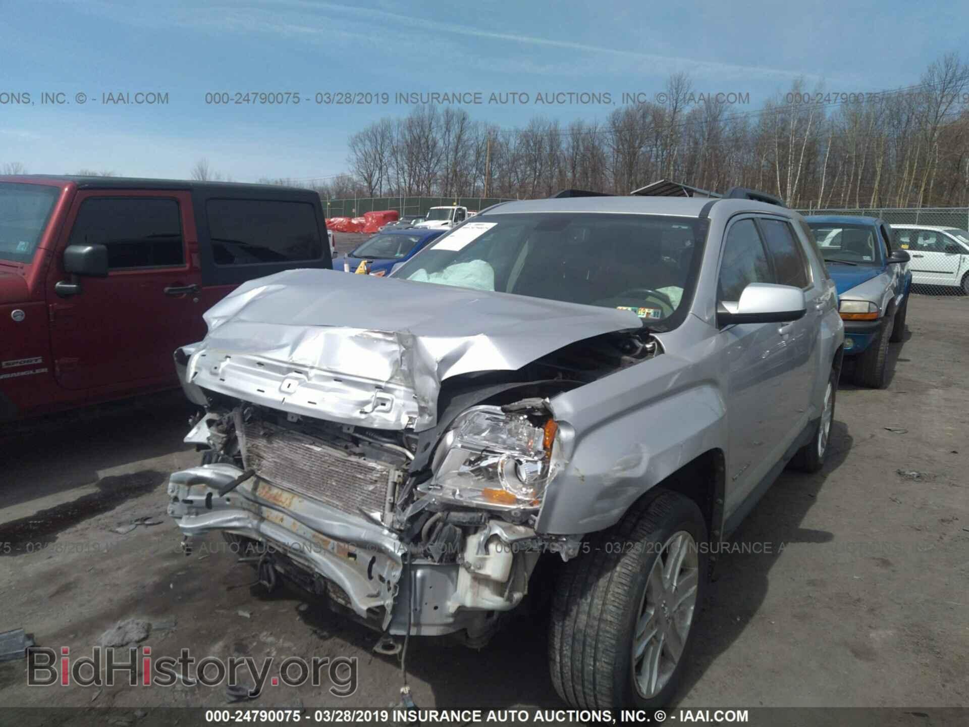 2011 GMC TERRAIN - VIN: 2CTFLVE51B6375834 - Photo 2