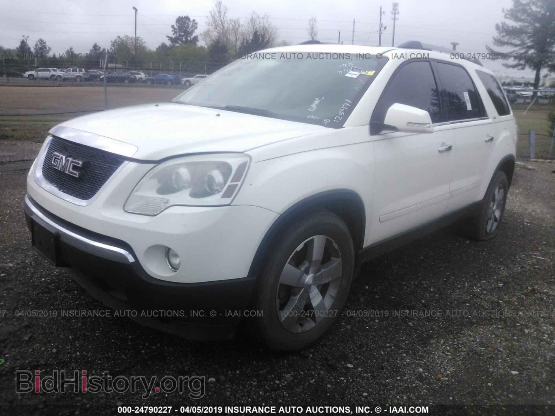 2011 GMC ACADIA - VIN: 1GKKVREDXBJ125471 - Фото 2