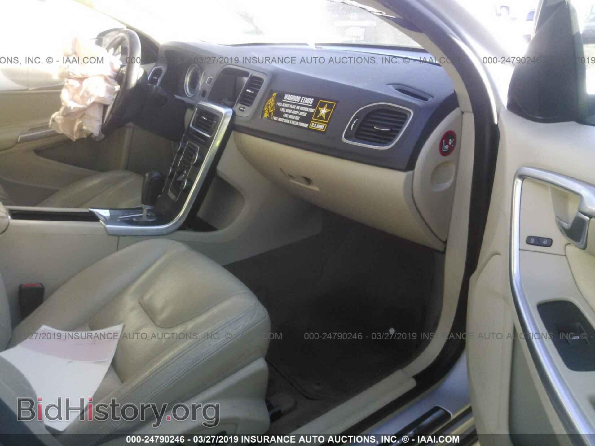 2012 VOLVO S60 - VIN: YV1622FS2C2048496 - Фото 5