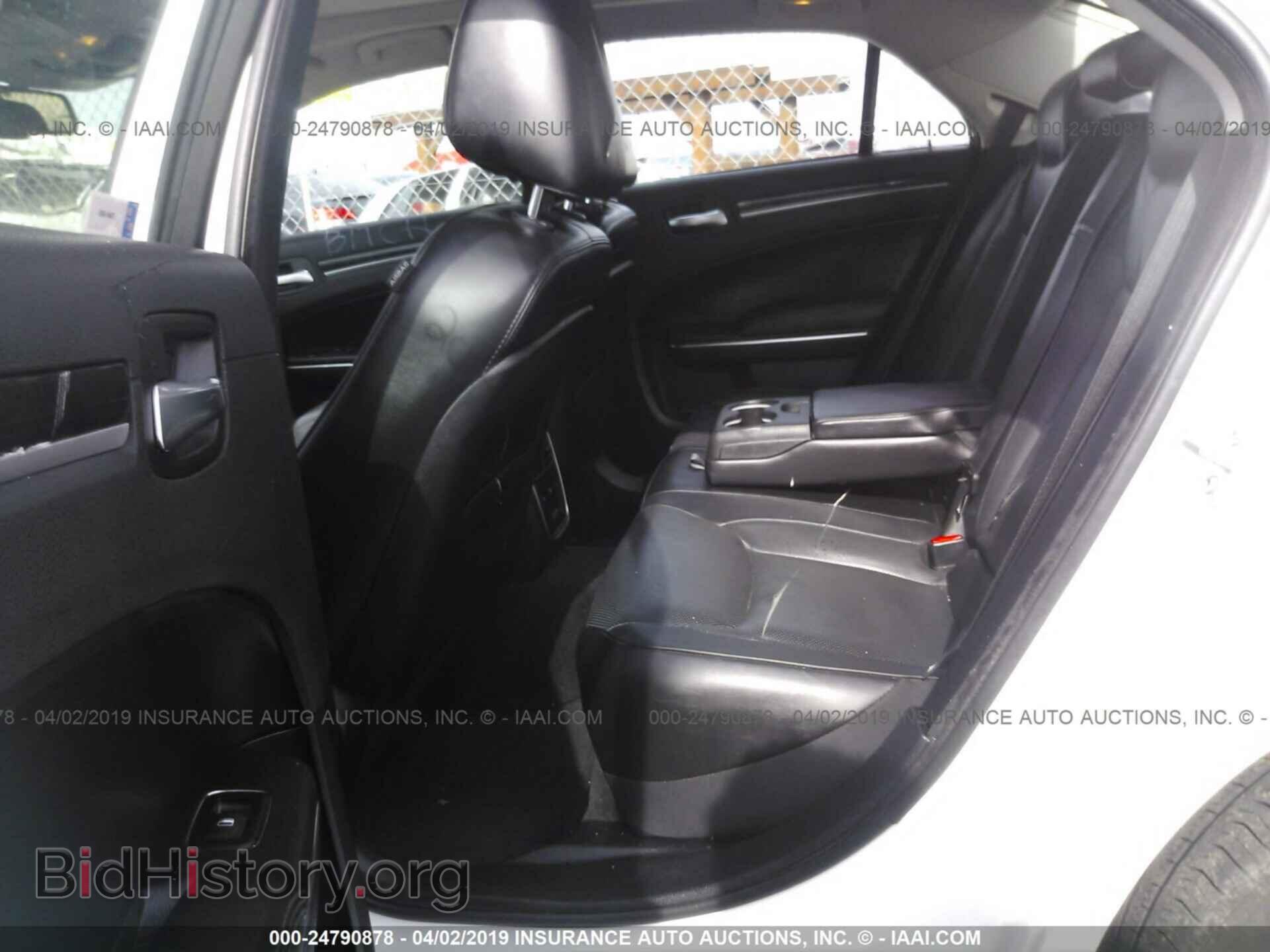 2016 CHRYSLER 300C - VIN: 2C3CCAEG2GH219701 - Фото 8