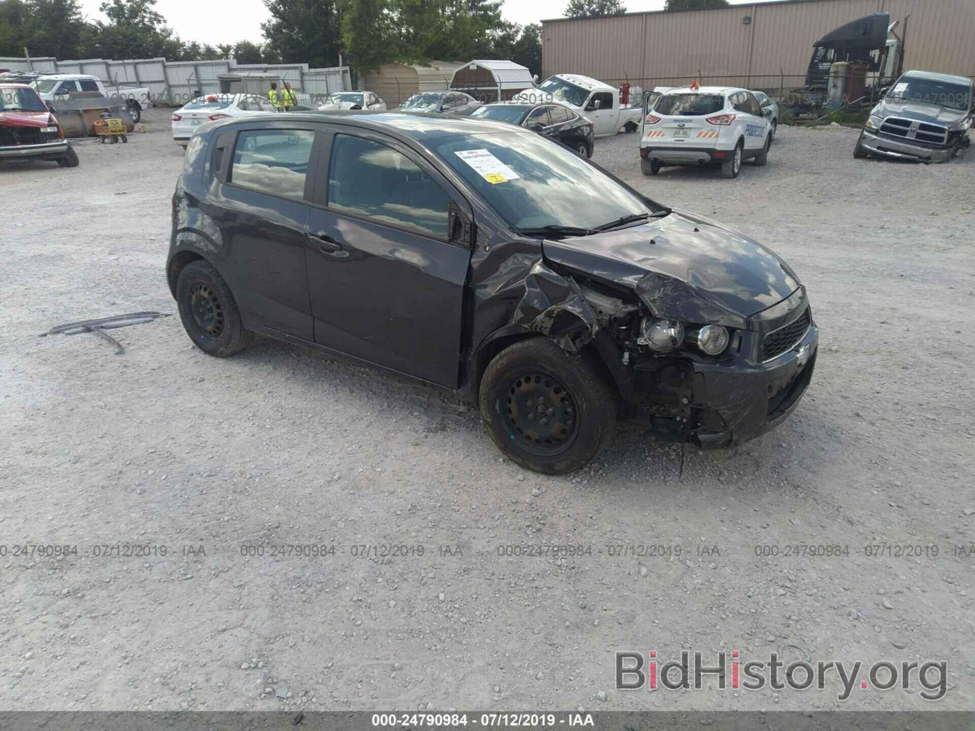 Photo 1G1JA6SH7G4118100 - CHEVROLET SONIC 2016