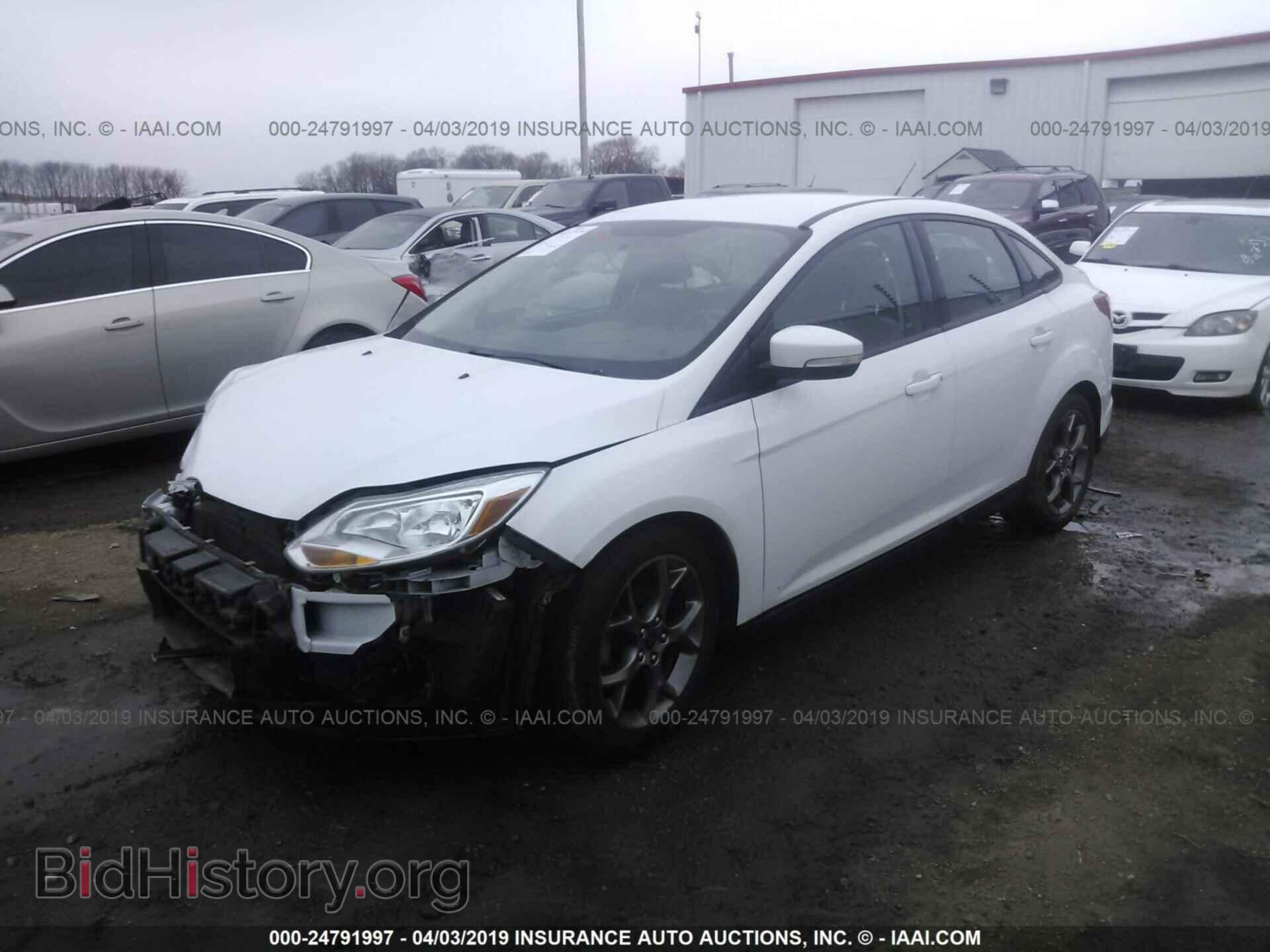 2014 FORD FOCUS - VIN: 1FADP3F2XEL349413 - Фото 2