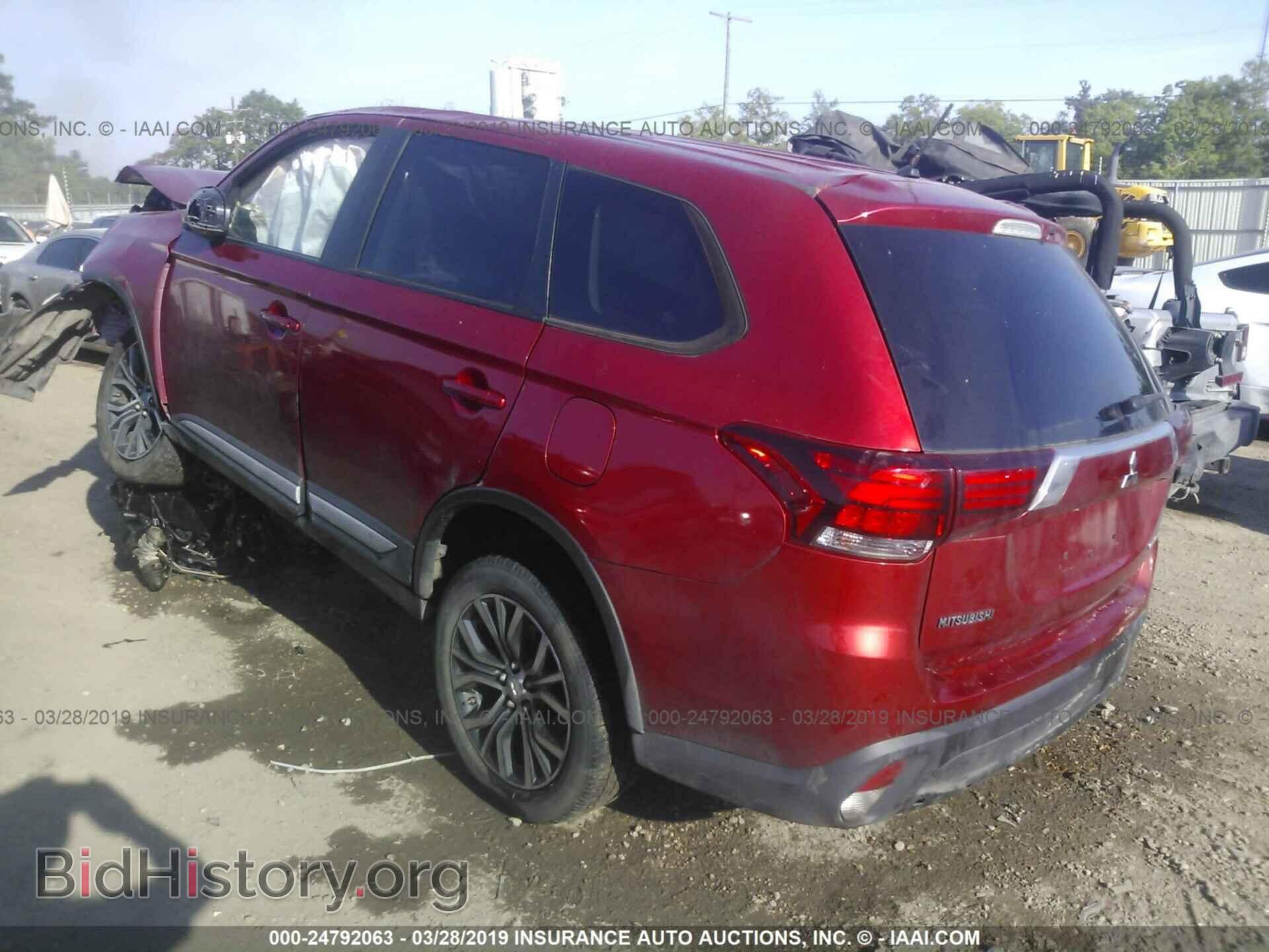 2016 MITSUBISHI OUTLANDER - VIN: JA4AD2A37GZ005550 - Фото 3