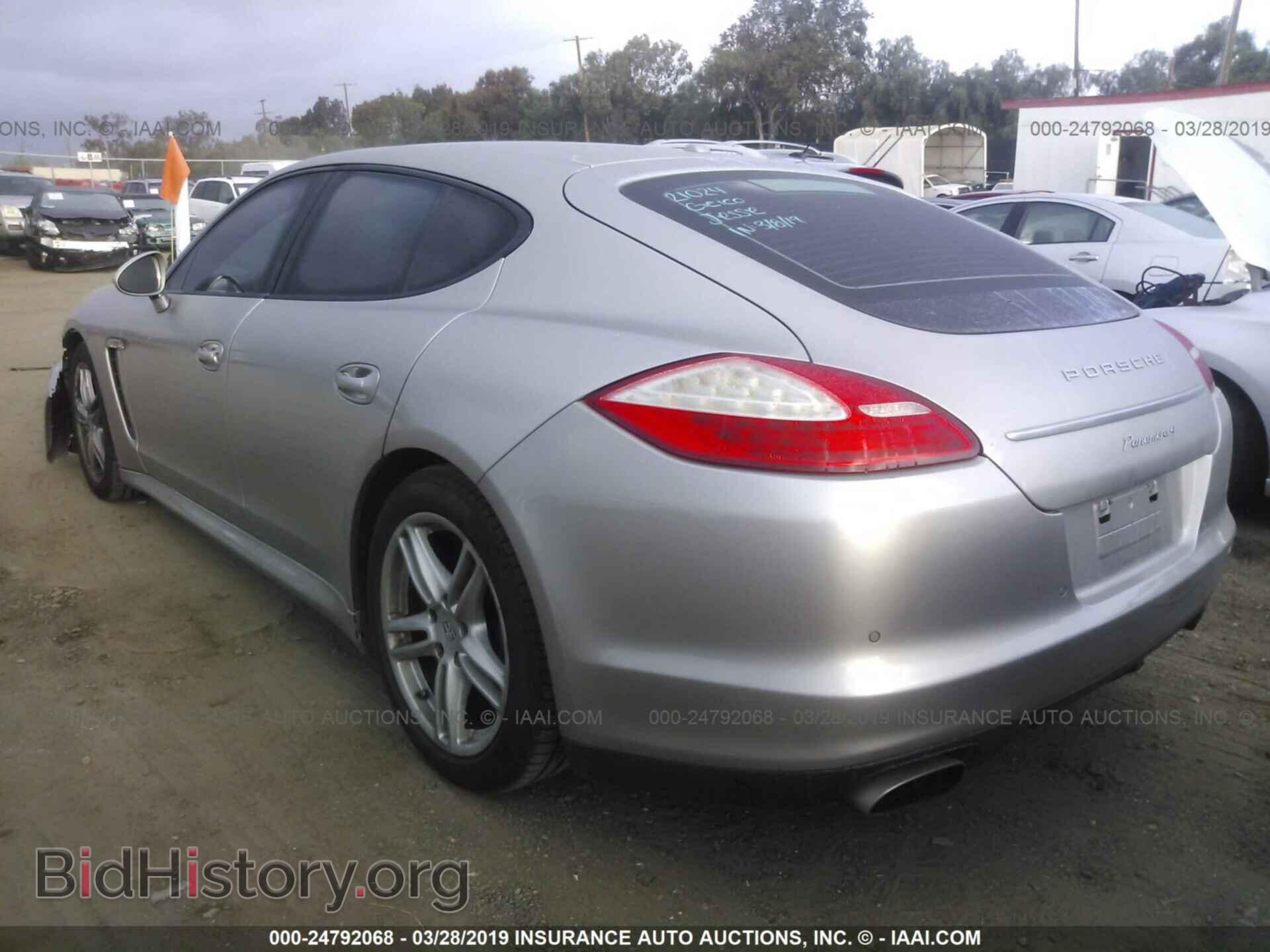 2011 PORSCHE PANAMERA - VIN: WP0AA2A70BL013678 - Фото 3