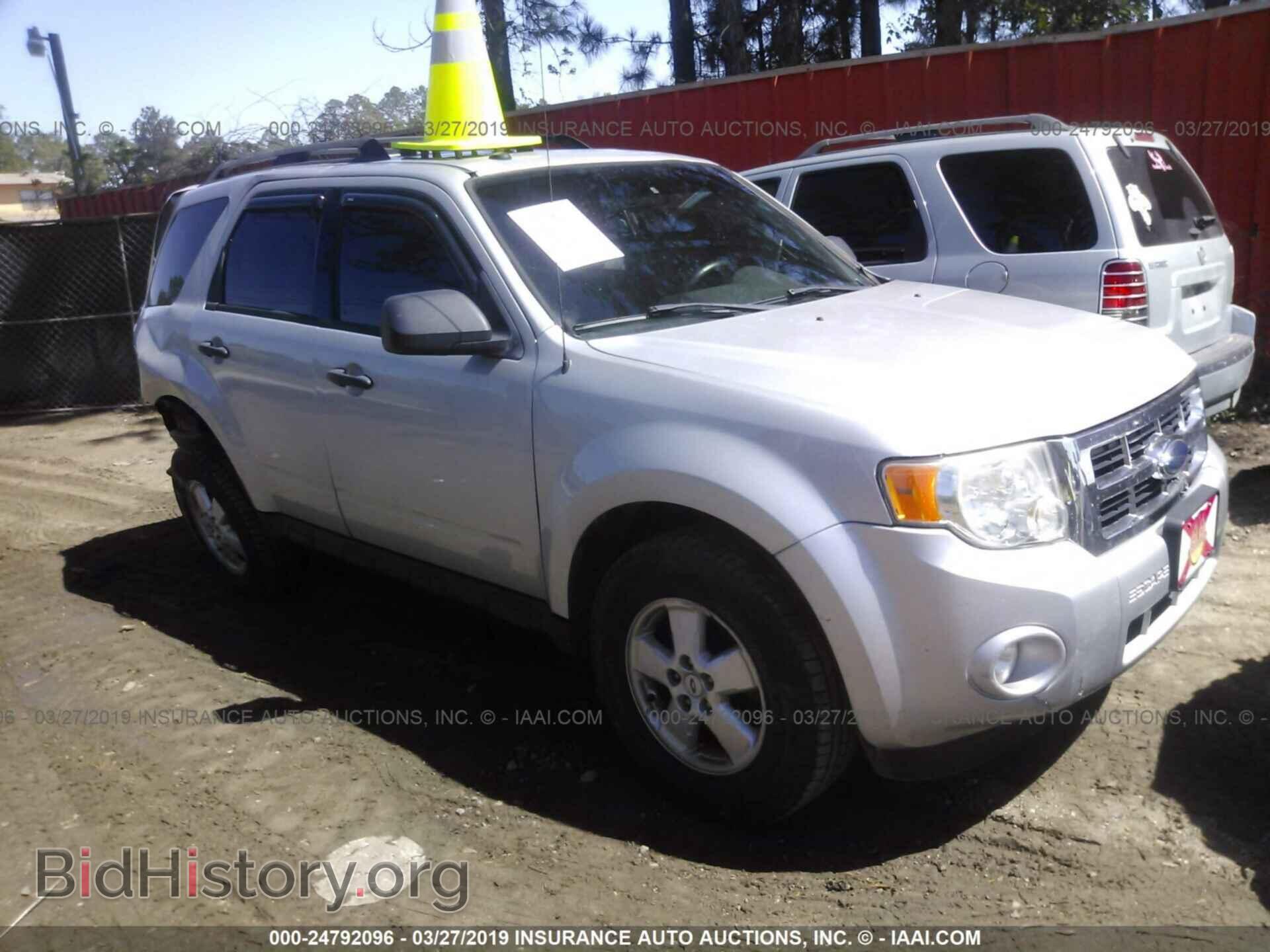 Фотография 1FMCU93G69KB10532 - FORD ESCAPE 2009