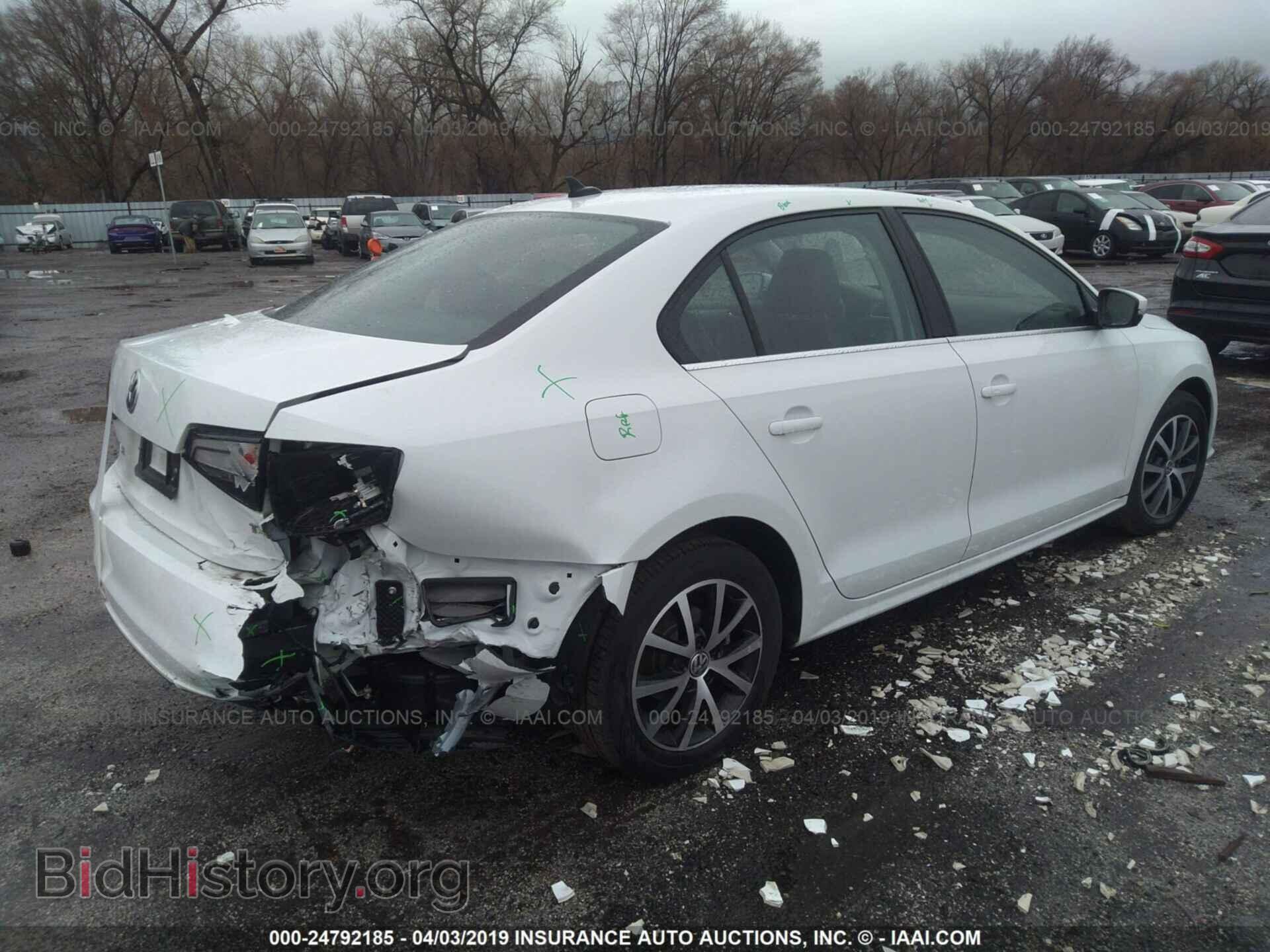2017 VOLKSWAGEN JETTA - VIN: 3VWDB7AJ6HM276748 - Photo 4