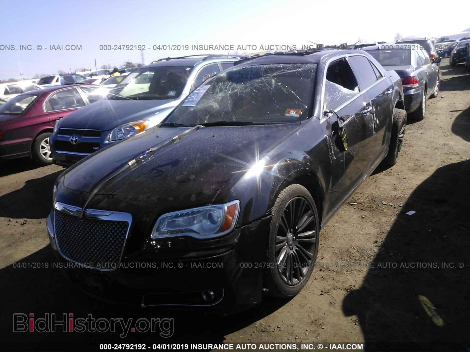 2011 CHRYSLER 300C - VIN: 2C3CA6CT8BH596089 - Photo 2