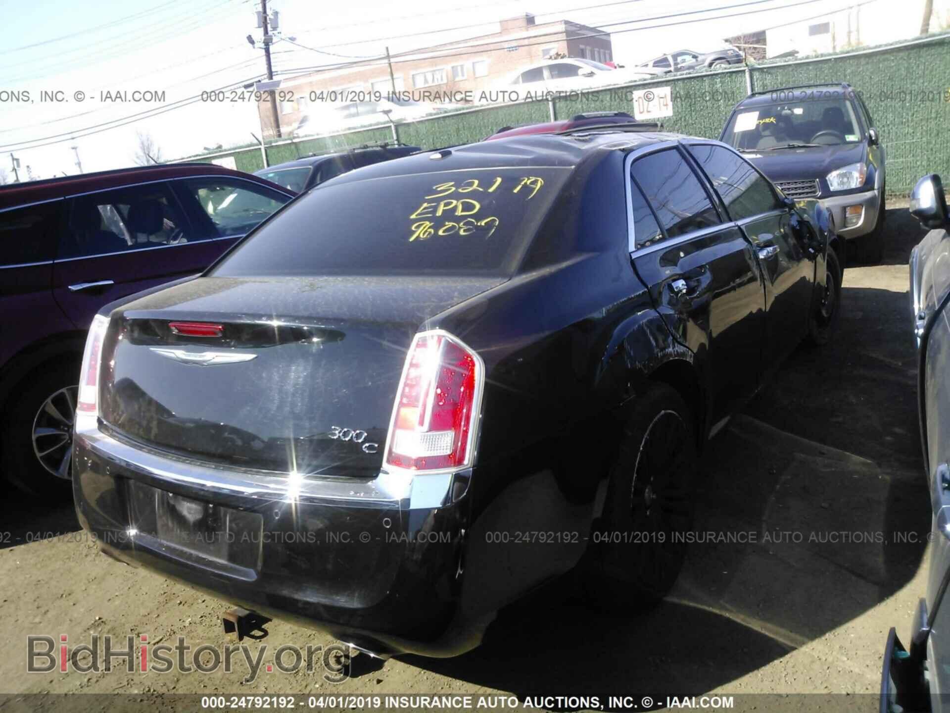 2011 CHRYSLER 300C - VIN: 2C3CA6CT8BH596089 - Photo 4
