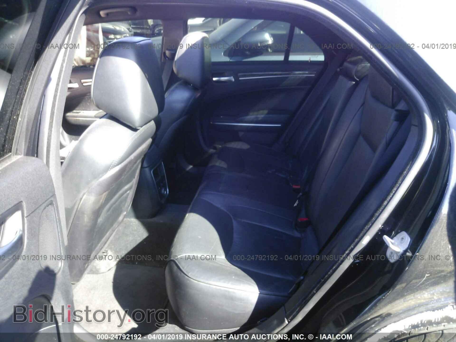 2011 CHRYSLER 300C - VIN: 2C3CA6CT8BH596089 - Photo 8