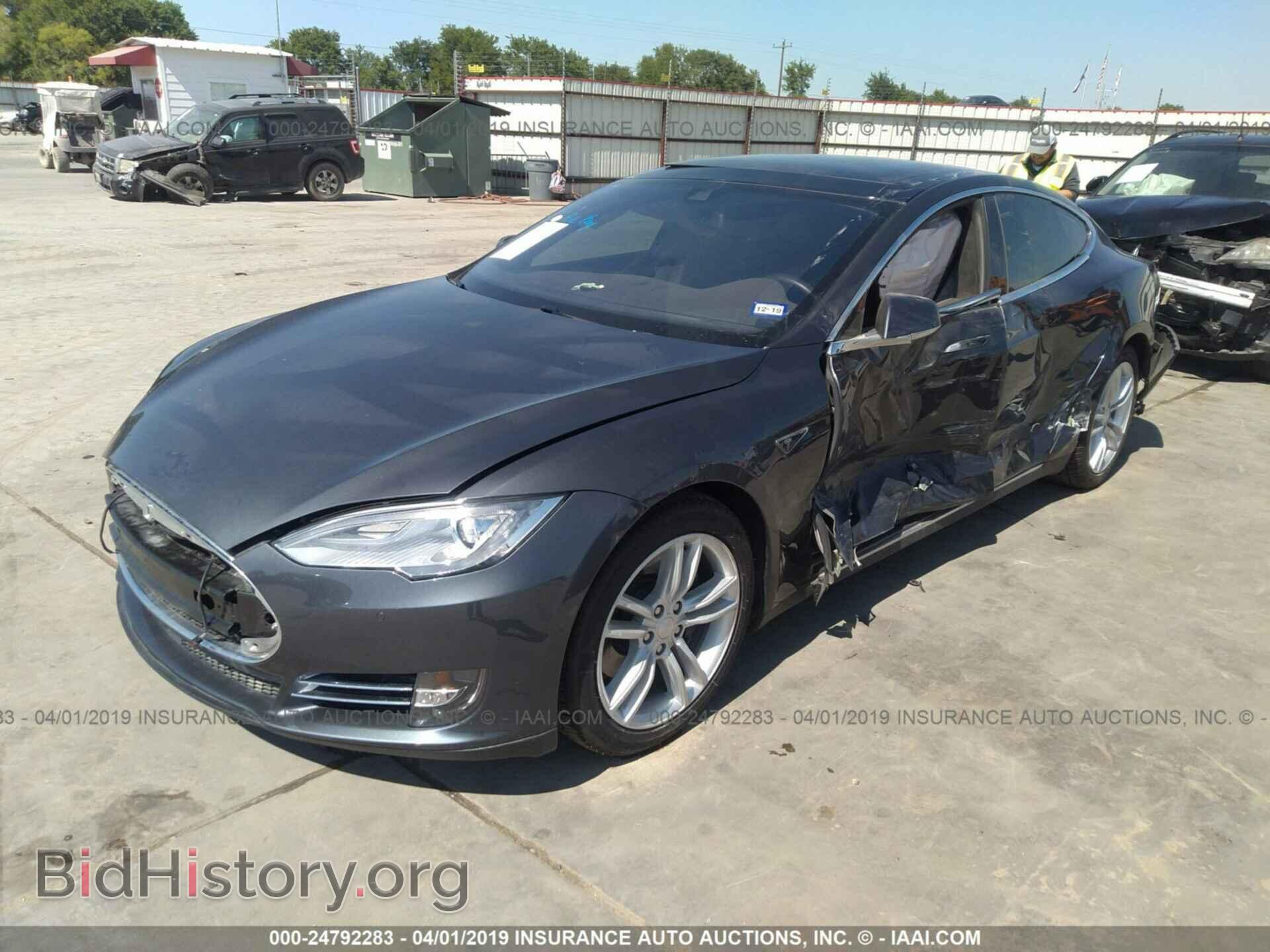 2015 TESLA MODEL S - VIN: 5YJSA1E20FF112023 - Photo 2